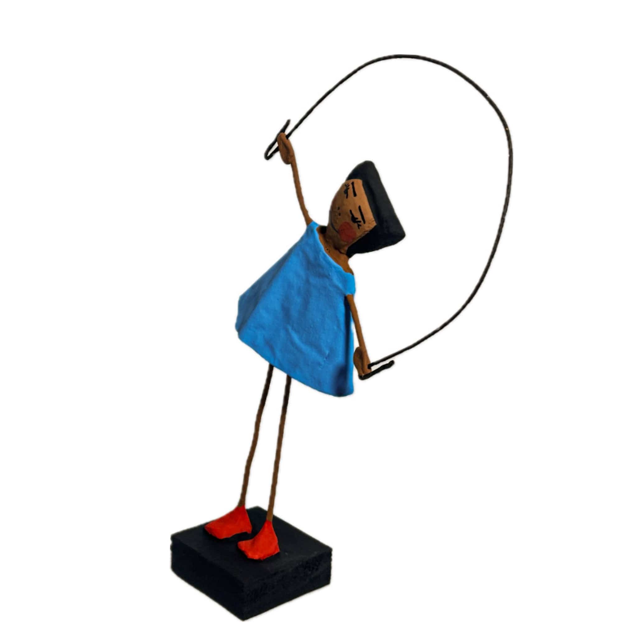 Escultura Brincadeira Infantil Pulando Corda - Azul 01
