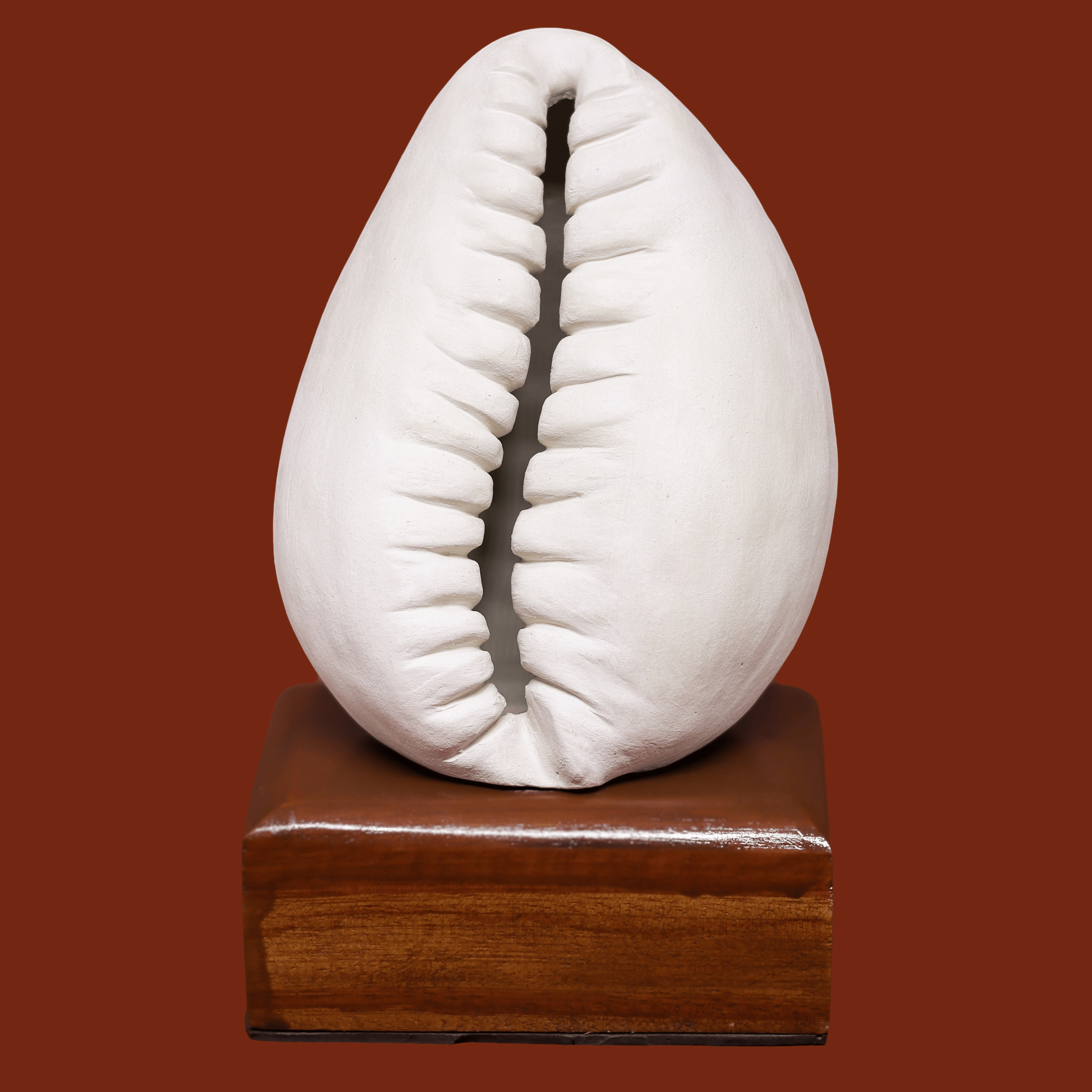 Escultura Búzio em Pé em Cerâmica