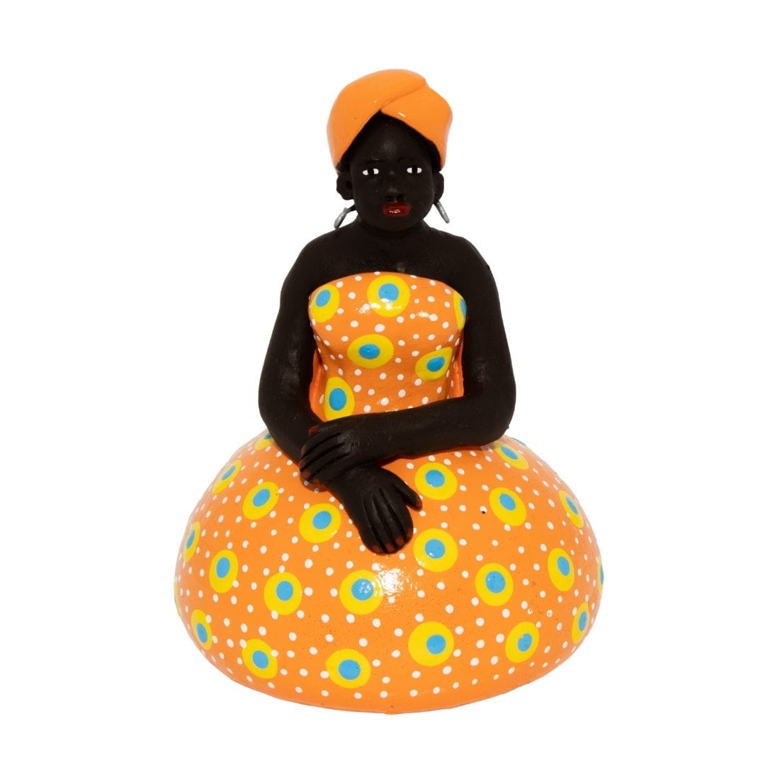 Escultura Dondoca com vestido Amarela