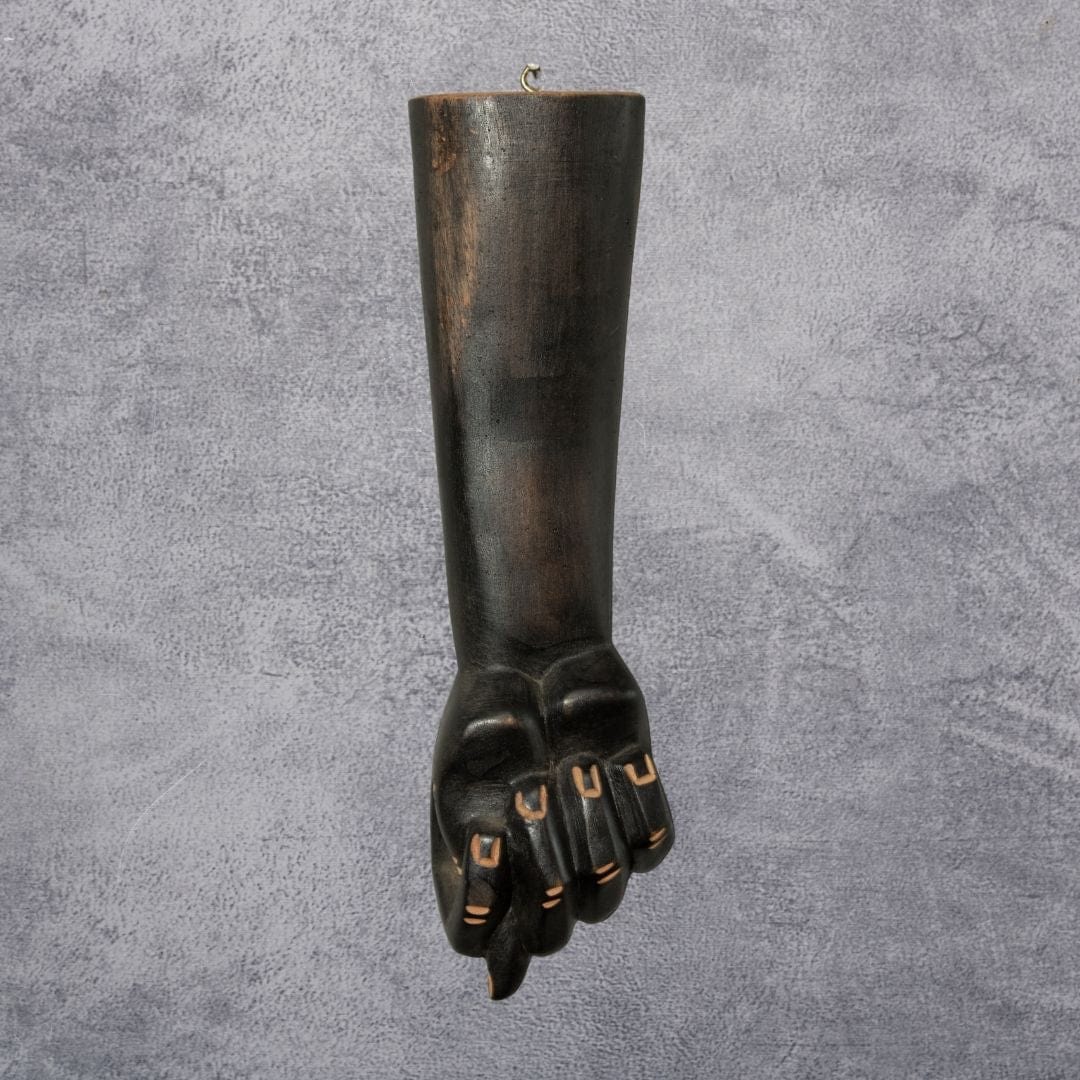 Escultura Figa Preta em Madeira