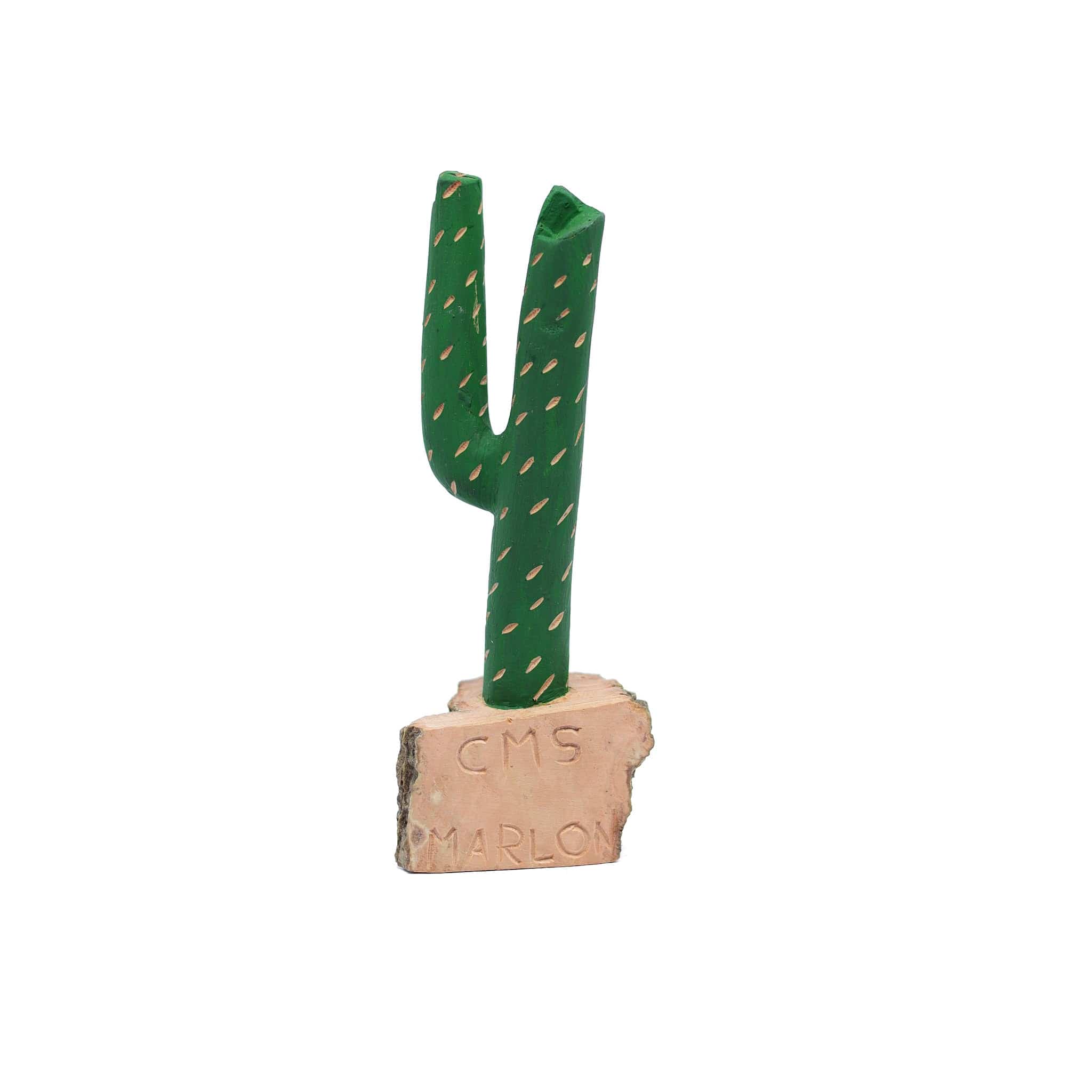 Escultura Cacto Talhado na Madeira CMS P 06