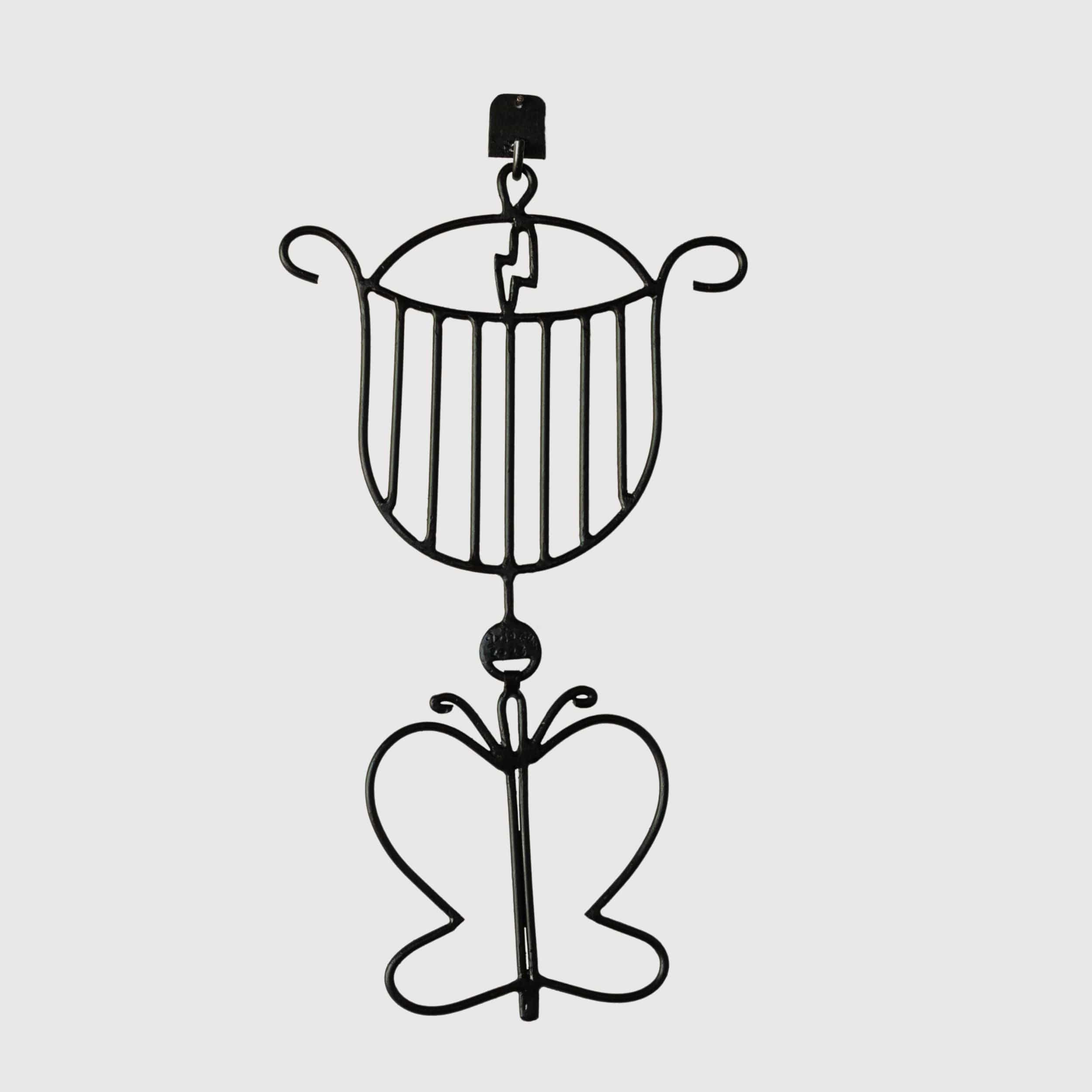 Escultura Pendular Yansã em Ferro