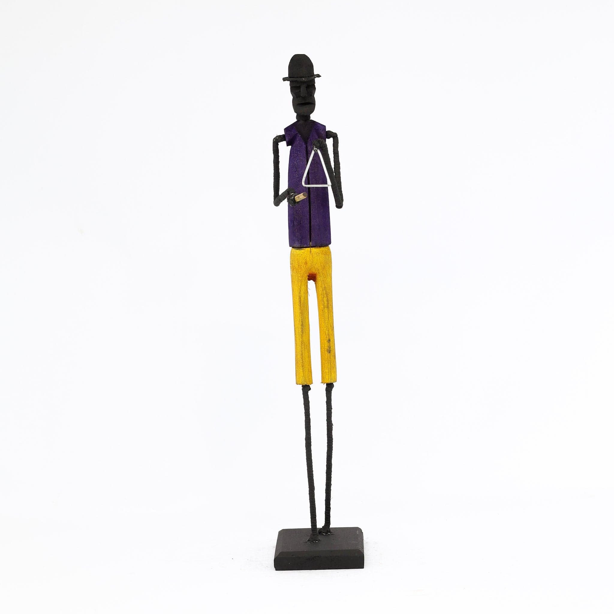 Escultura Madeira e Arame 21