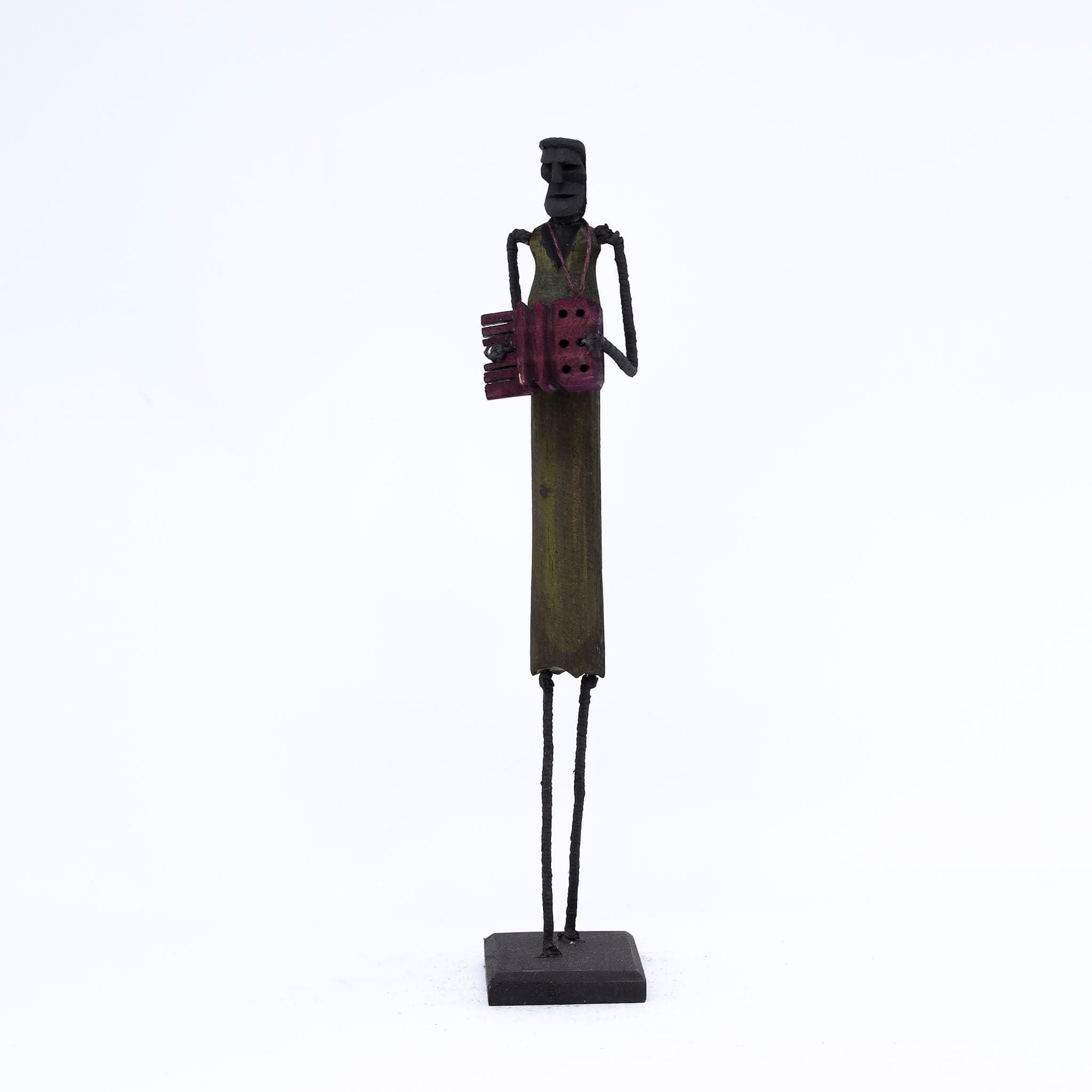 Escultura Madeira e Arame 58