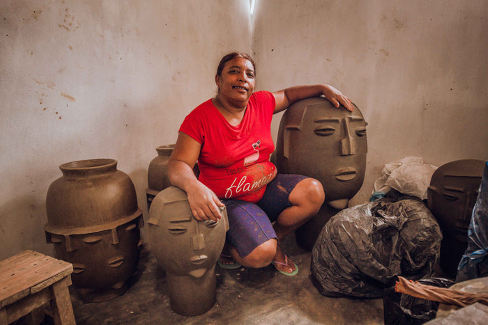 A RESISTÊNCIA QUE VEM DO BARRO E DE MESTRA NEGUINHA