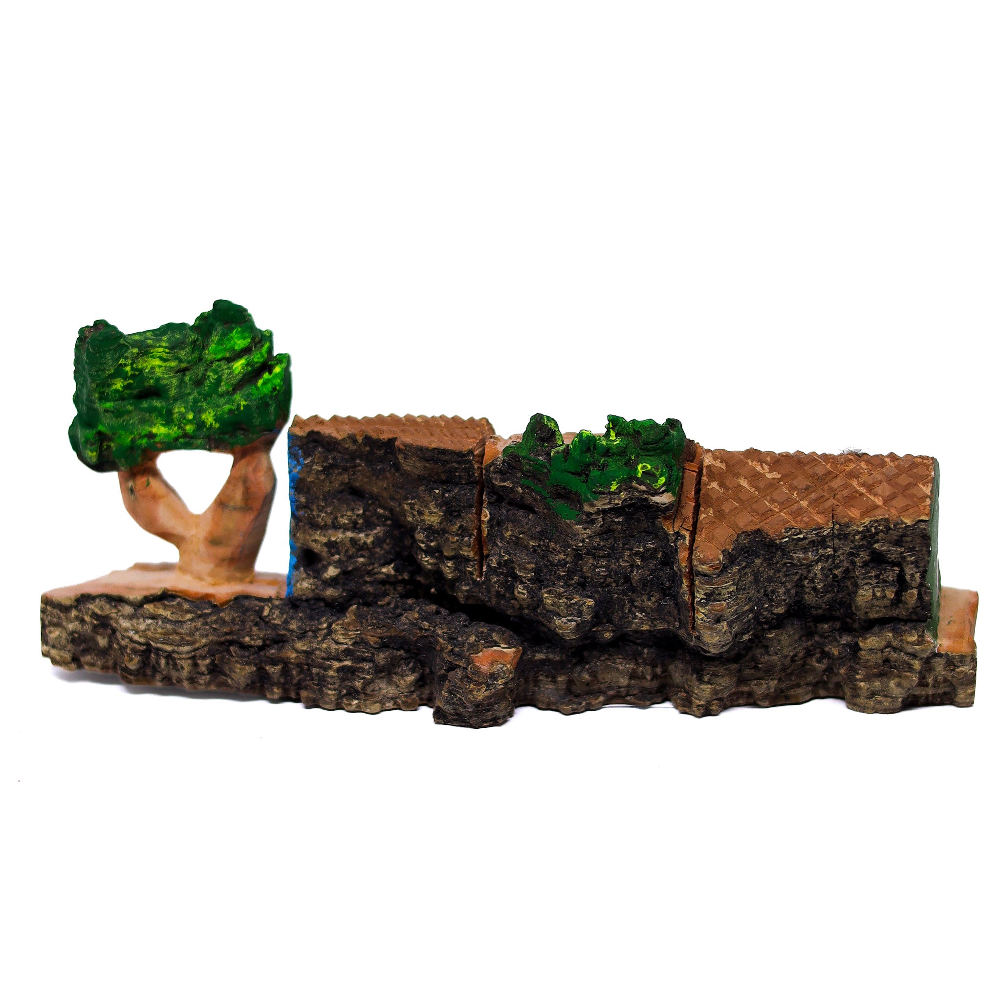 Escultura Casinha Talhada na Madeira CMS M