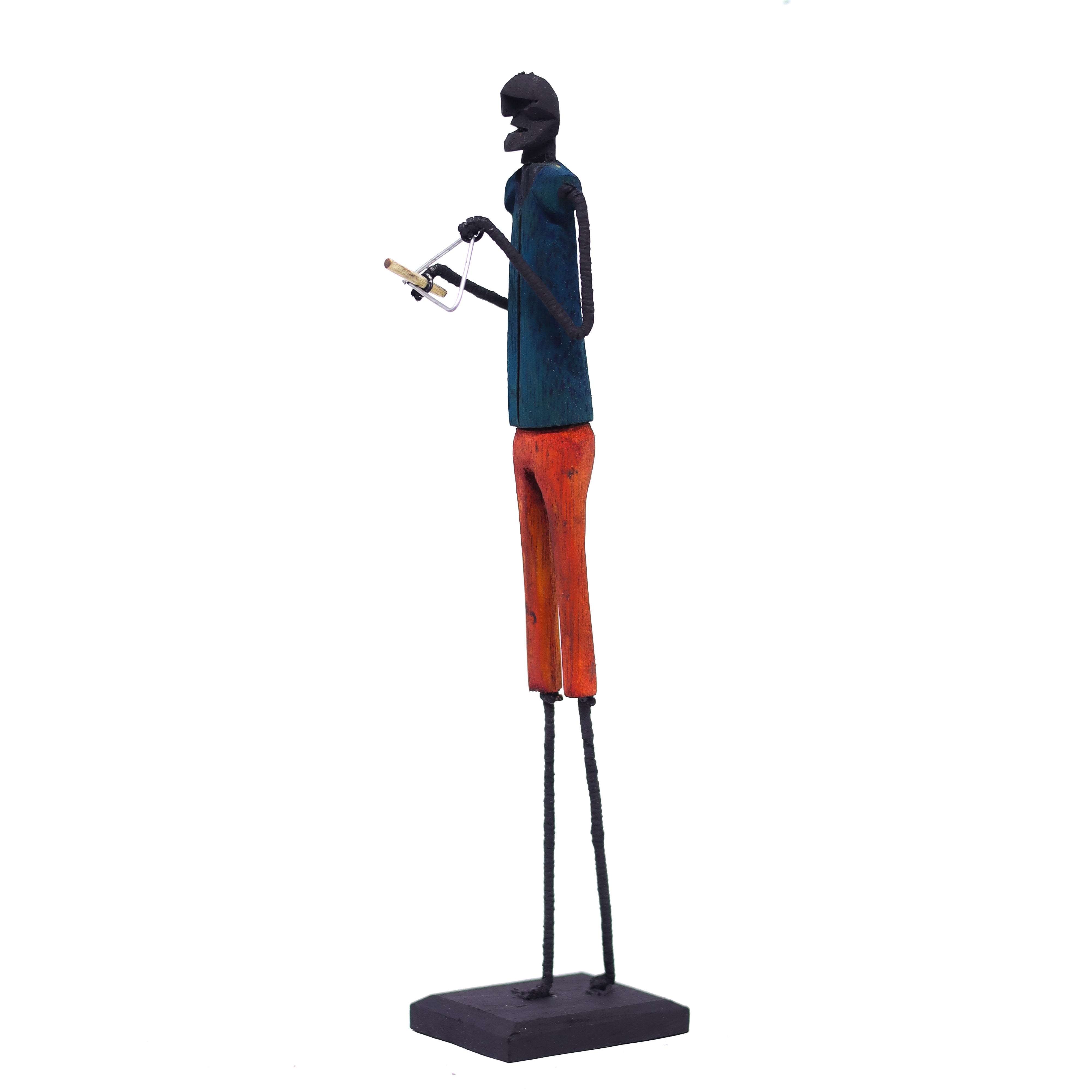 Escultura Madeira e Arame 31