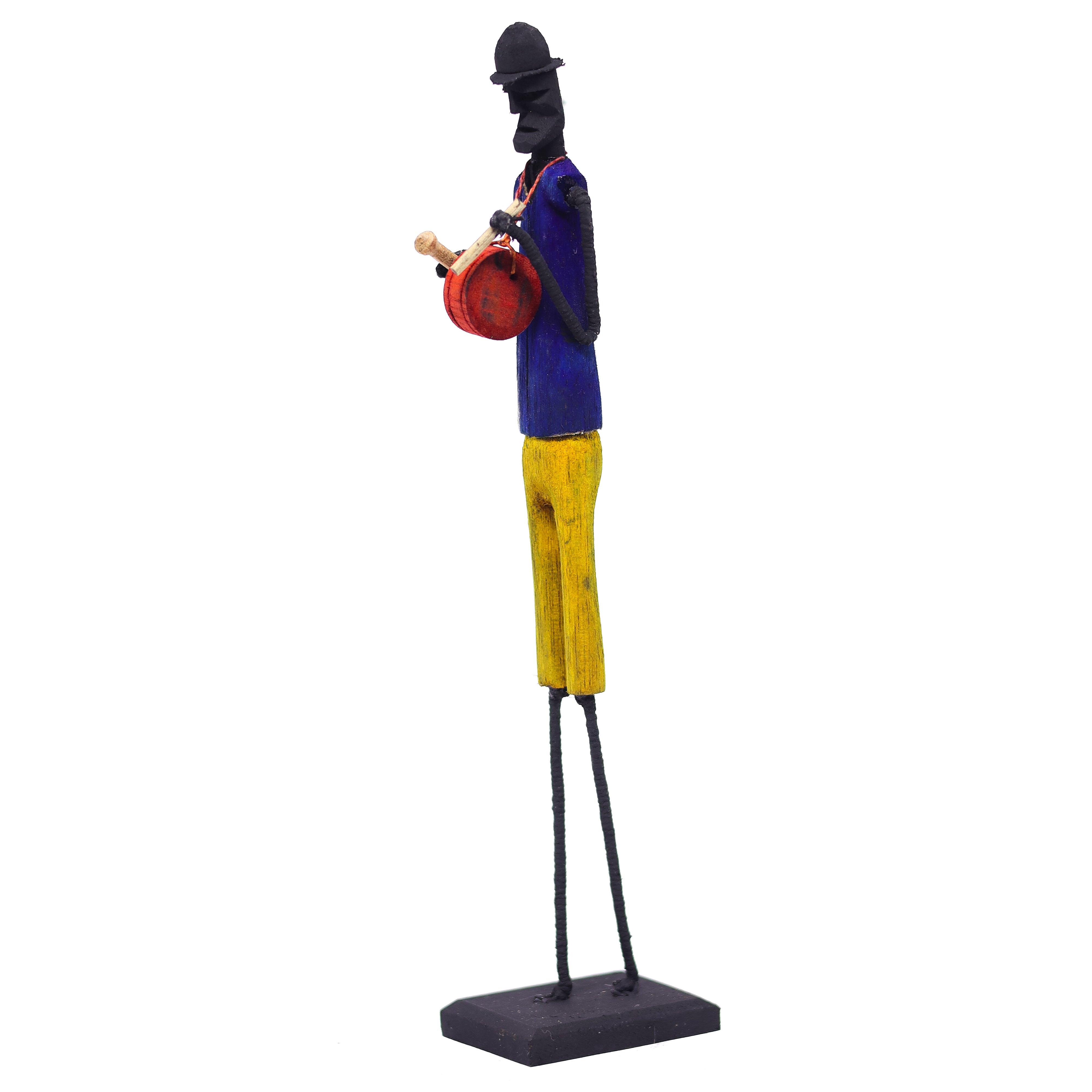 Escultura Madeira e Arame 64