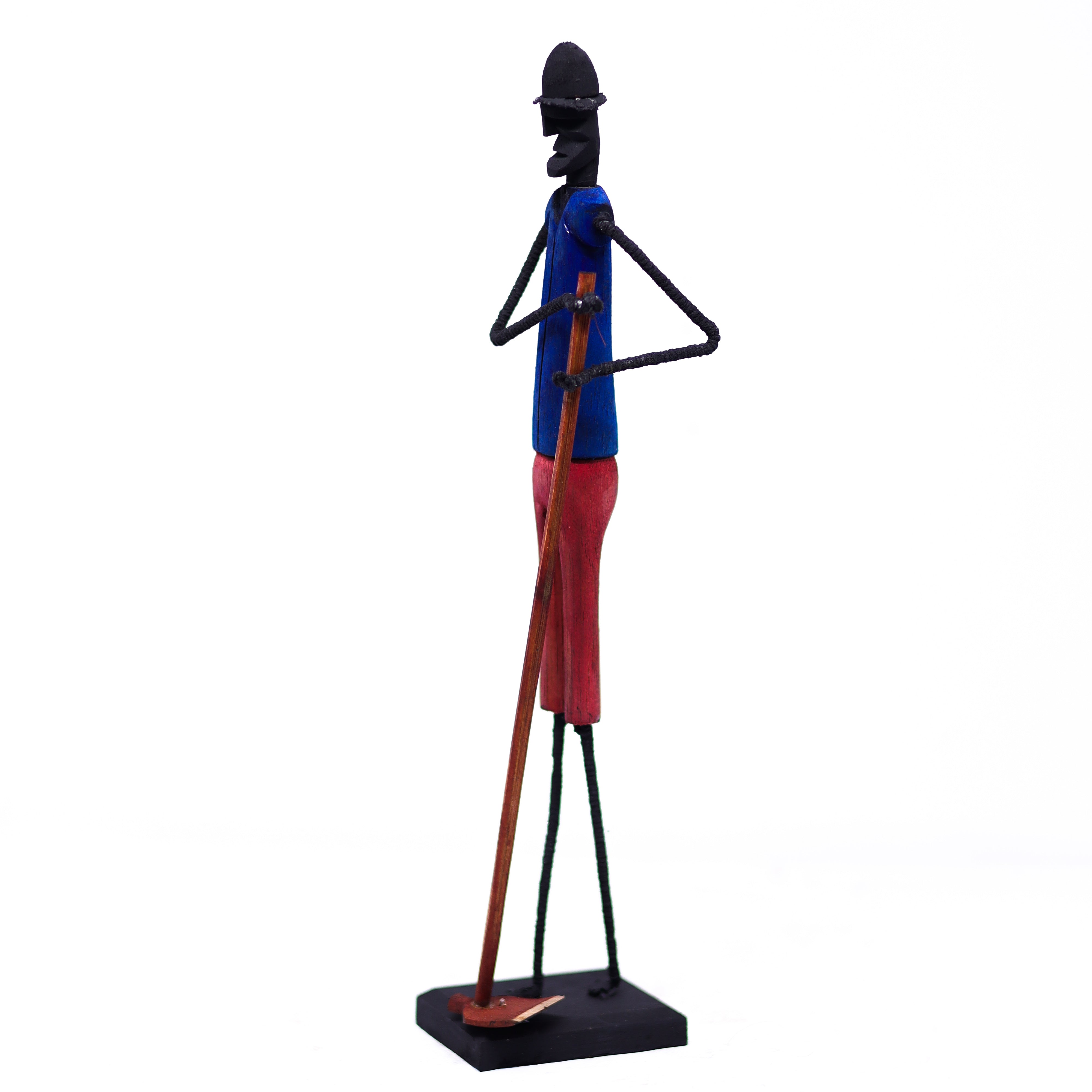 Escultura Madeira e Arame 256