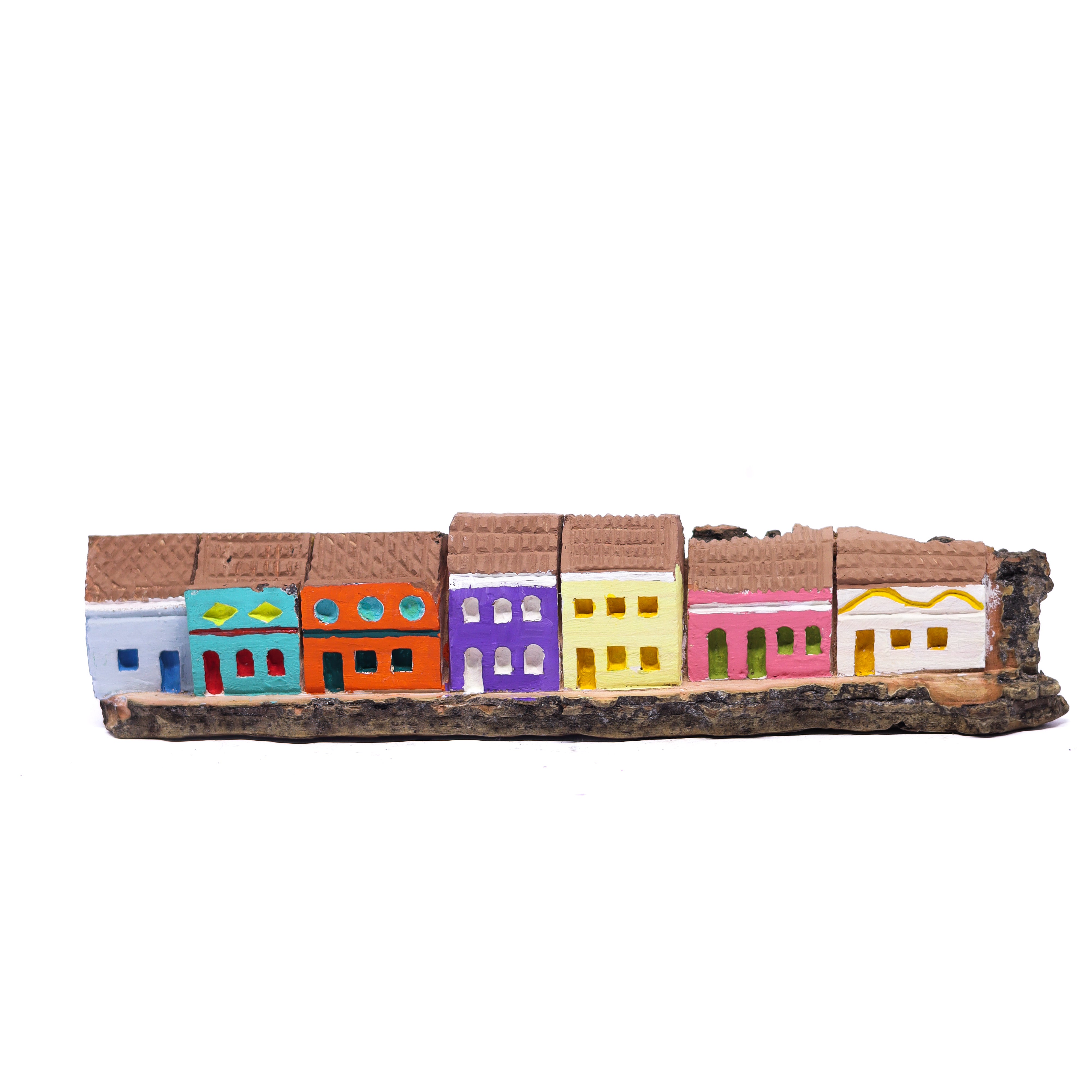 Escultura Casinha Talhada na Madeira CMS 22 cm