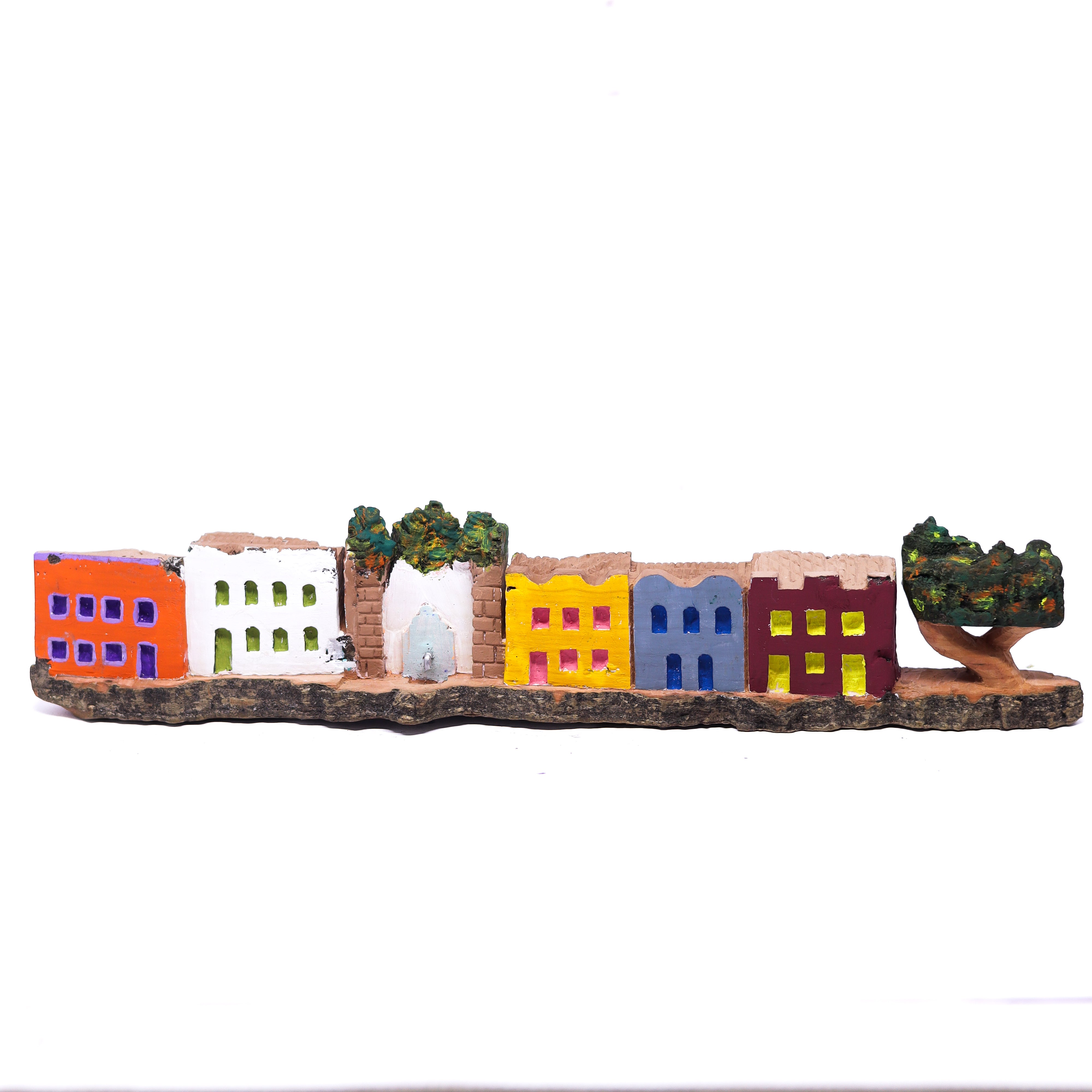 Escultura Casinha Talhada na Madeira CMS 32 cm