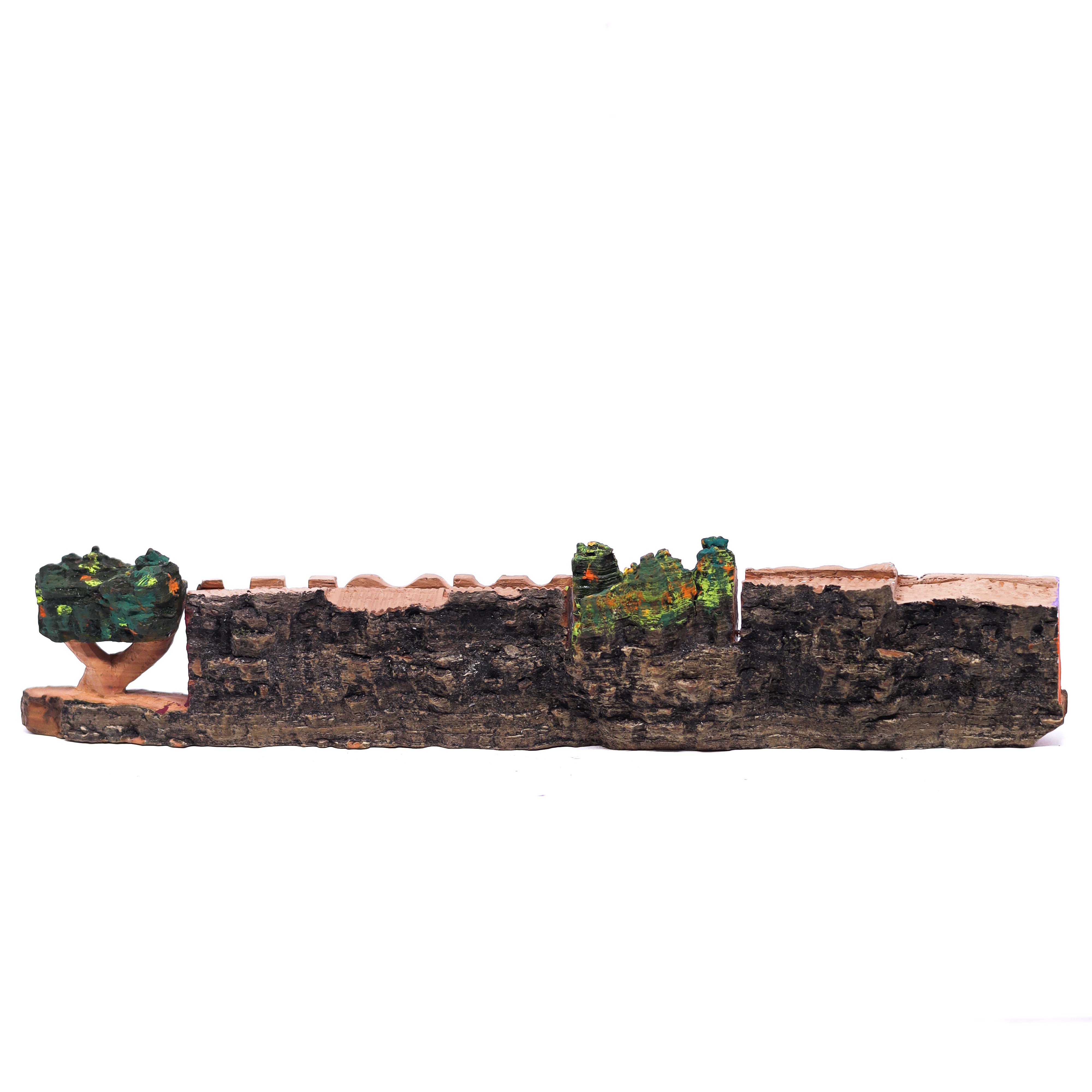 Escultura Casinha Talhada na Madeira CMS 32 cm