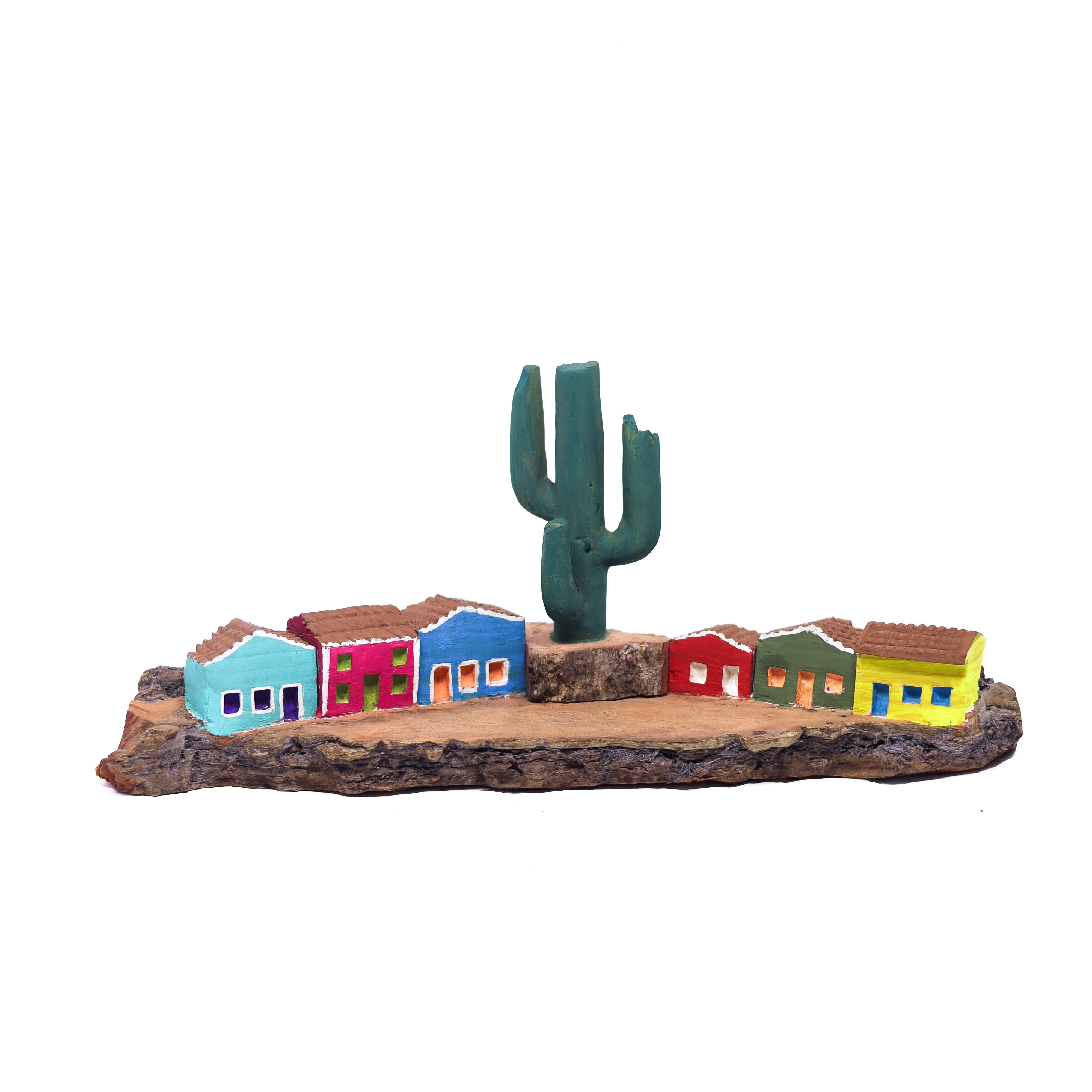 Escultura Casinha Talhada na Madeira CMS 24 cm