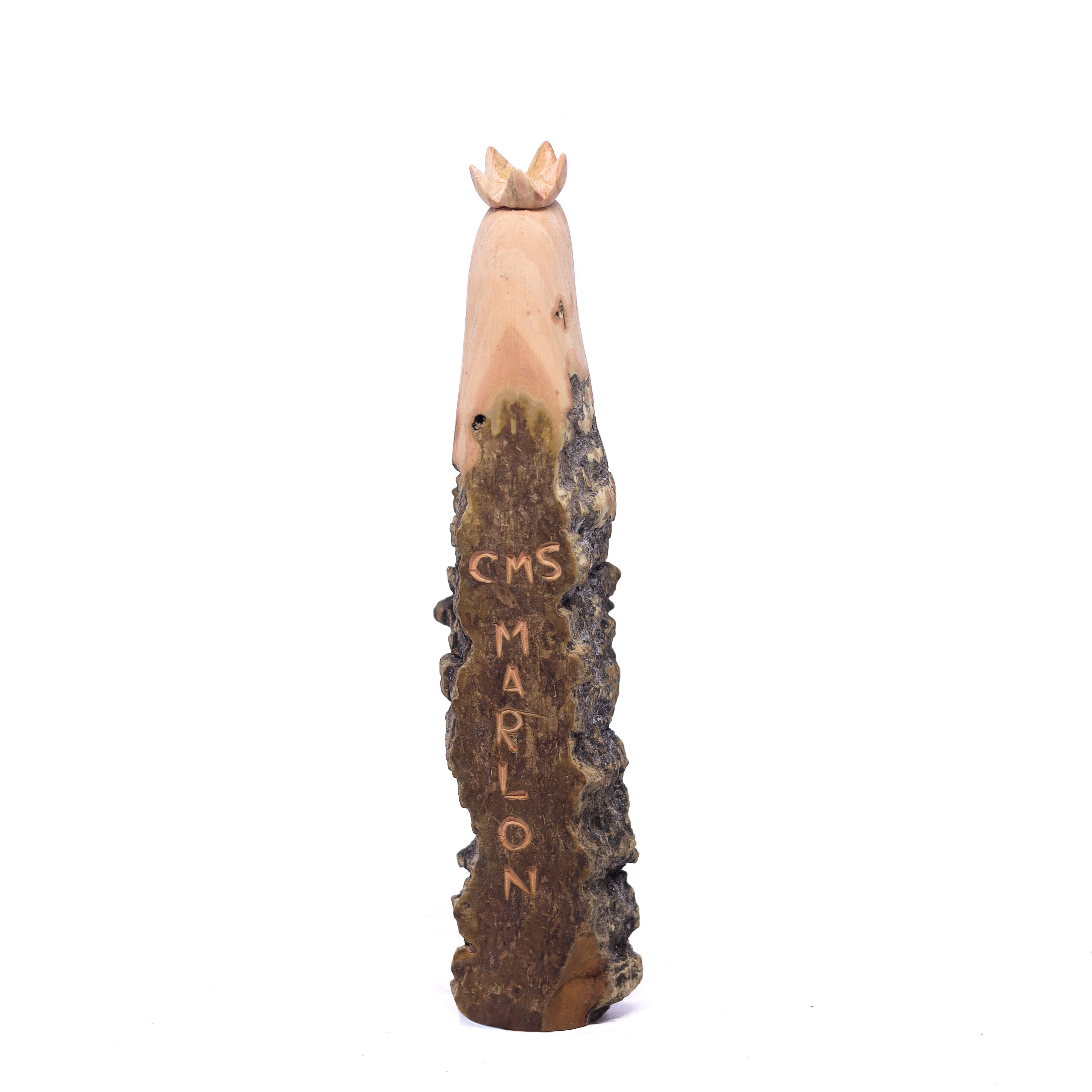 Escultura Santinha Talhada na Madeira CMS 21 cm