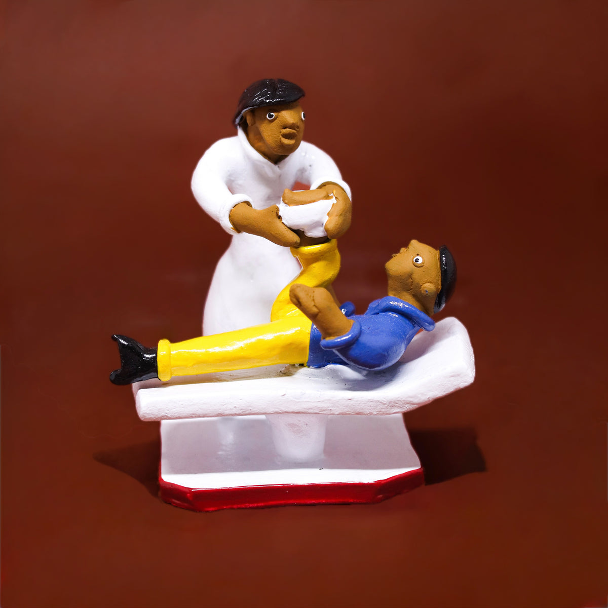 Escultura Profissões em Cerâmica - Ortopedista