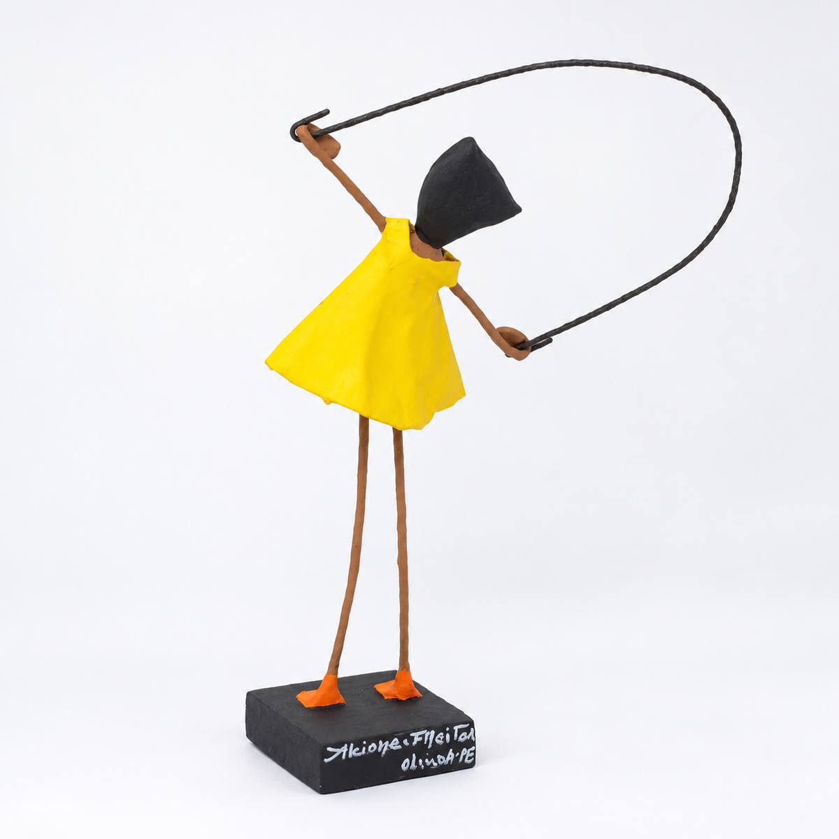 Escultura Brincadeira Infantil Pula Corda - Amarela