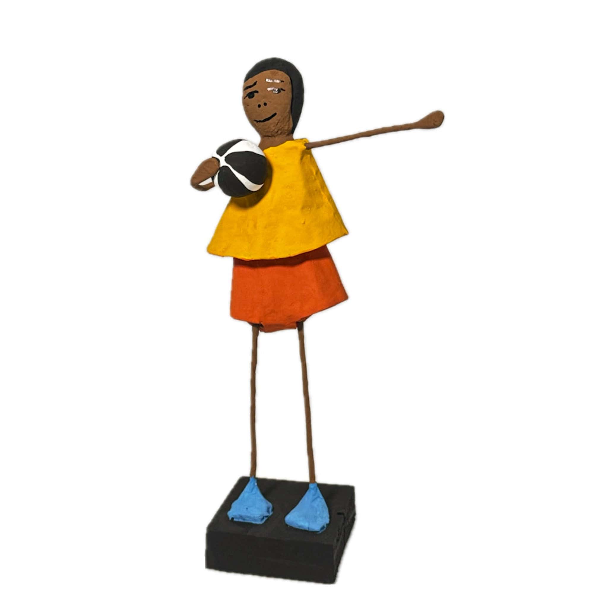 Escultura Brincadeira Infantil com Bola  - Amarela 10