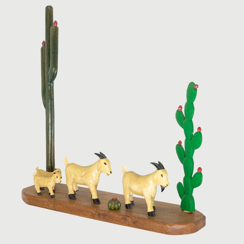 Escultura Cabras Cacto e Mandacaru em Madeira