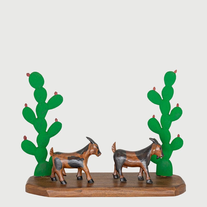 Escultura Cabras Cacto Palma em Madeira