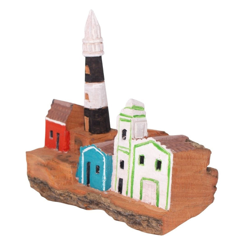 Escultura Casinha Talhada na Madeira CMS