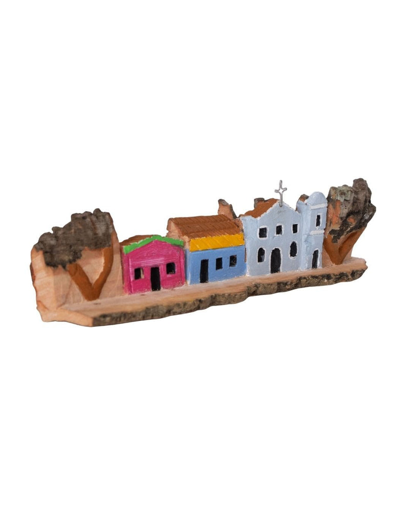 Escultura Casinha Talhada na Madeira CMS