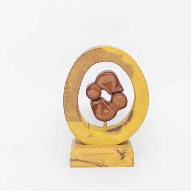 Escultura Embrião em Madeira PP 04