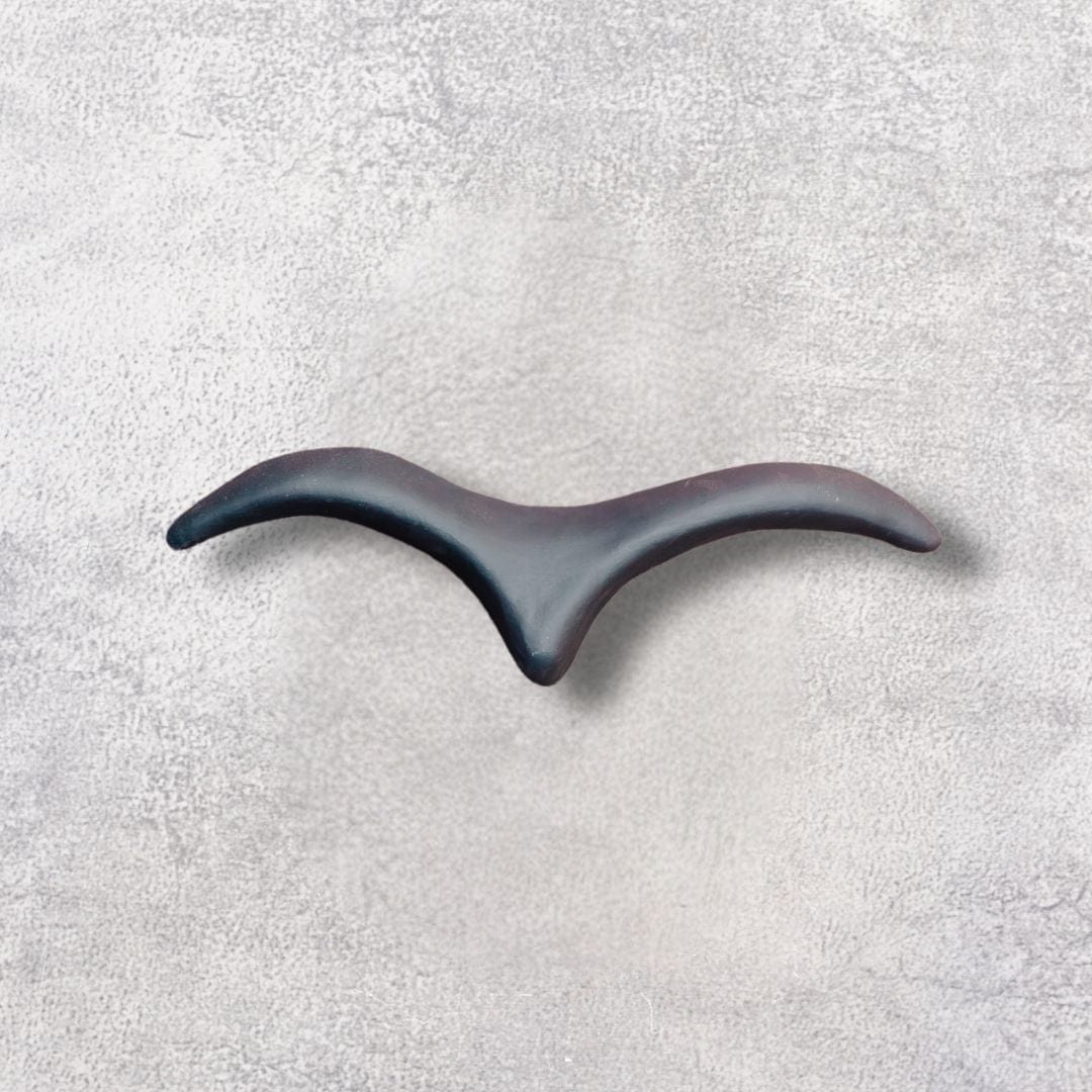 Escultura Gaivota Preta em Cerâmica G