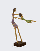 Escultura Mãe e Filha Girando
