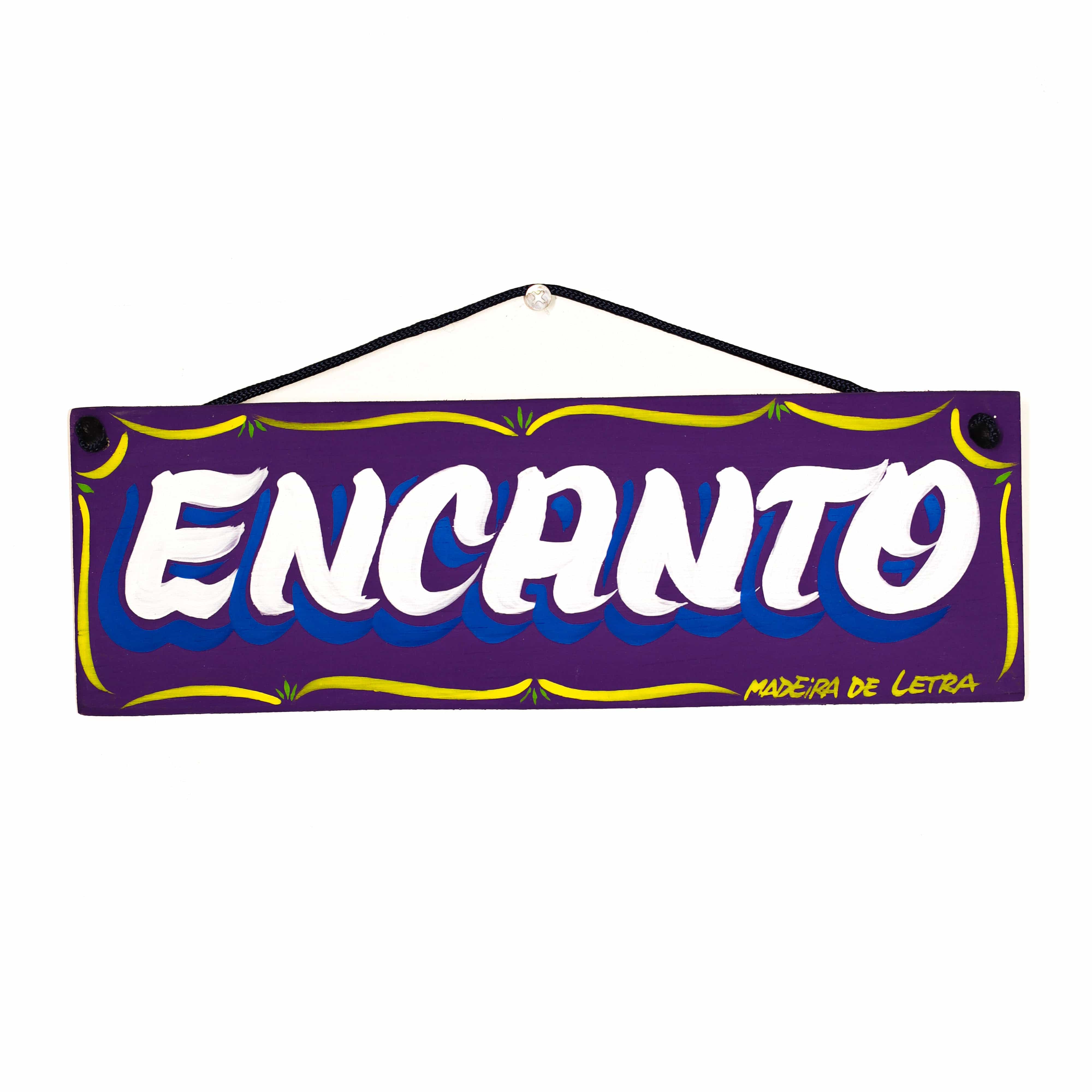 Placa Encanto em Madeira 27X09