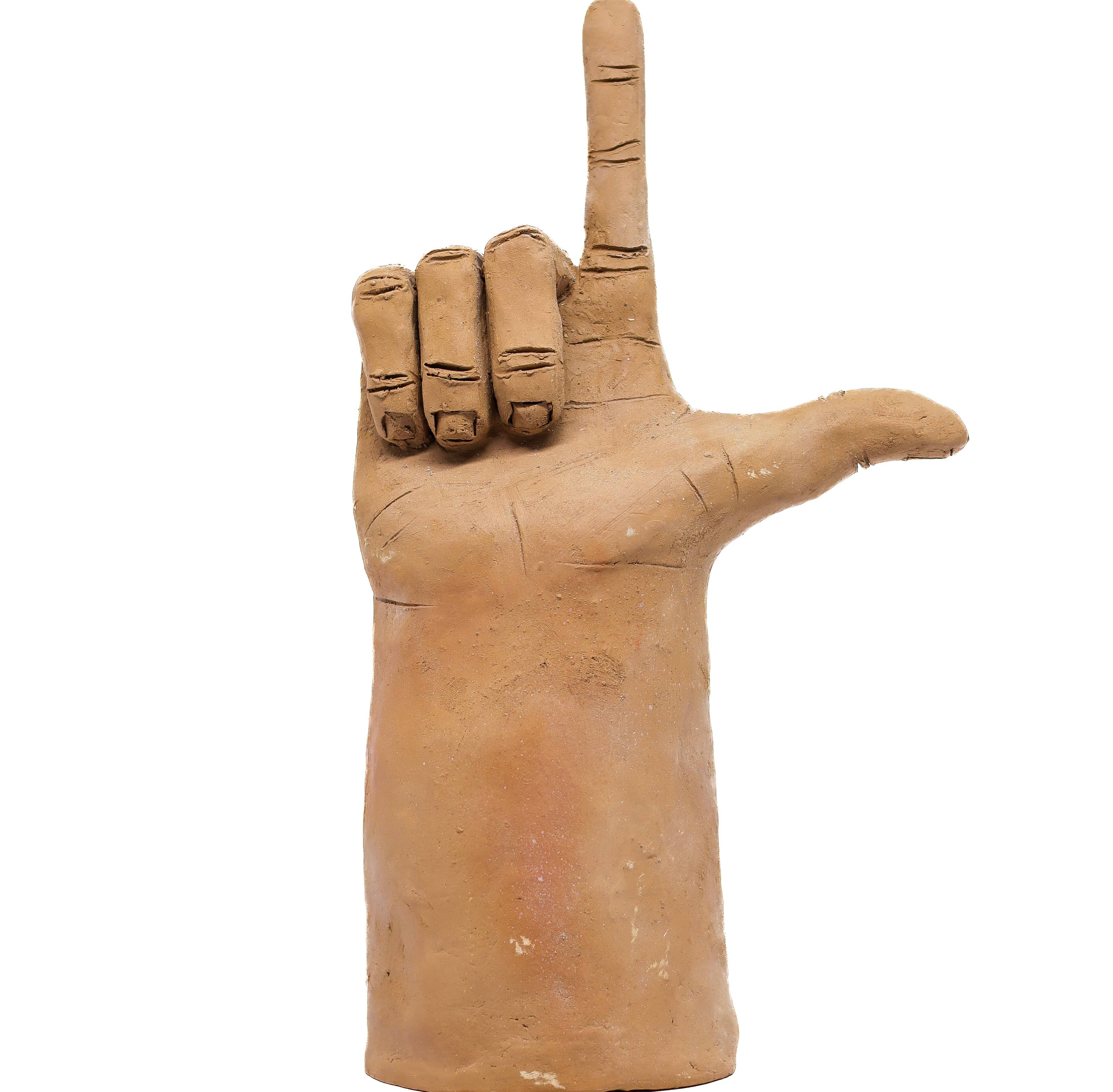 Escultura Love em Barro