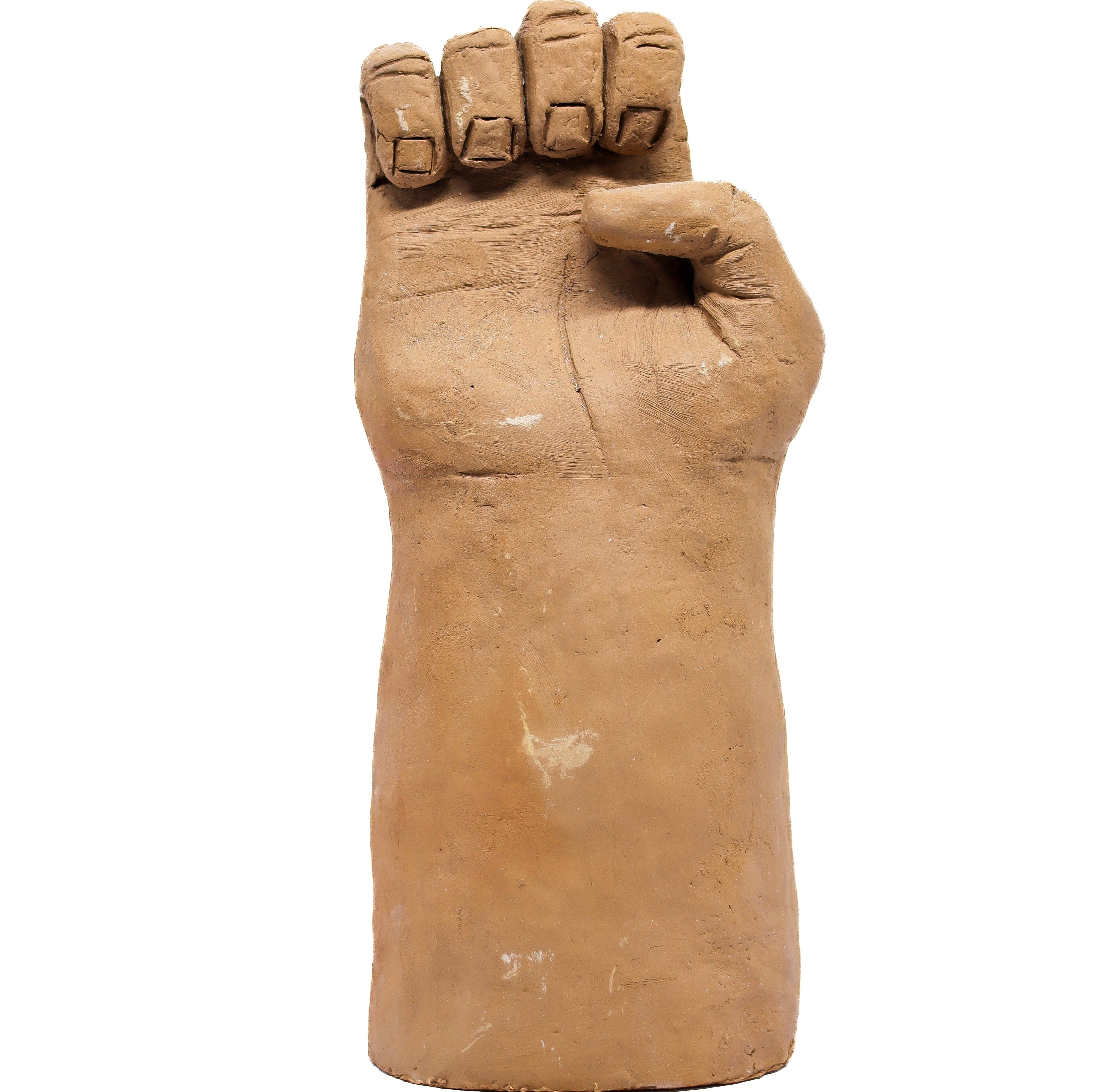 Escultura Love em Barro