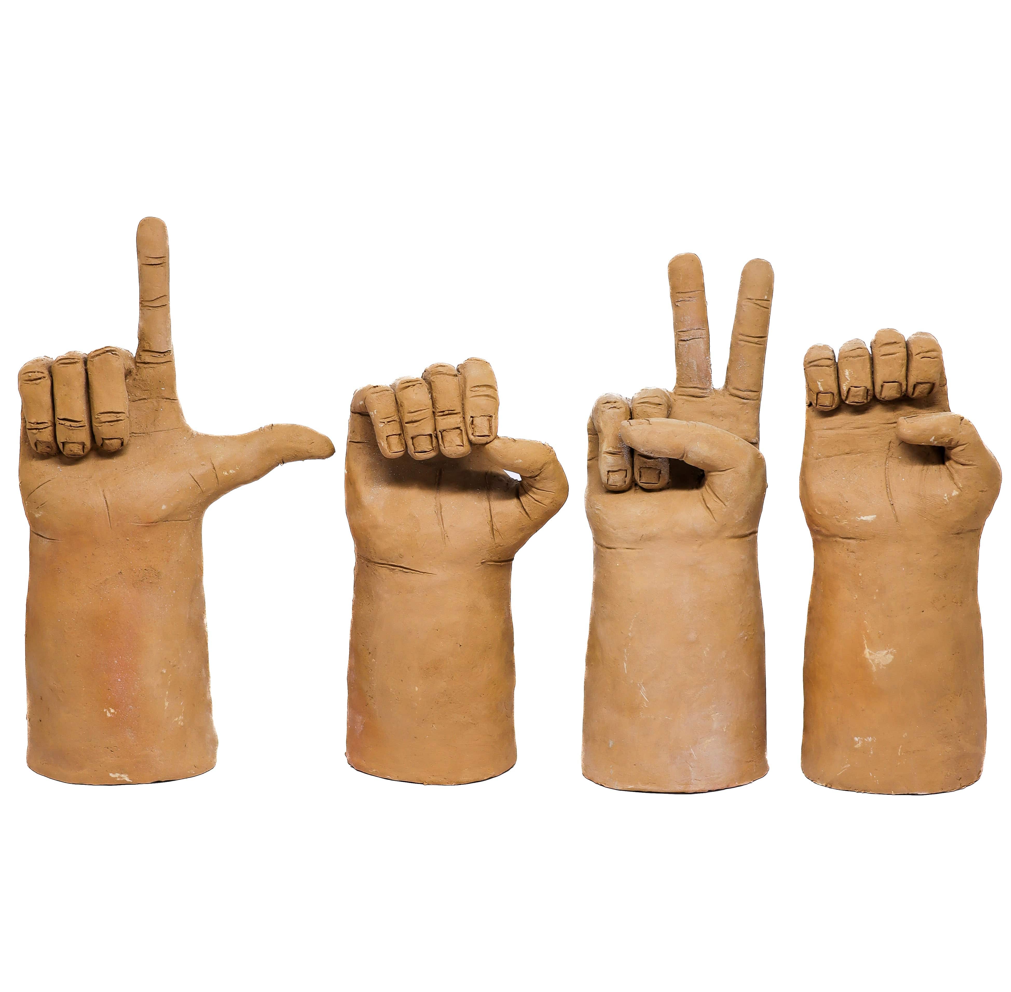 Escultura Love em Barro