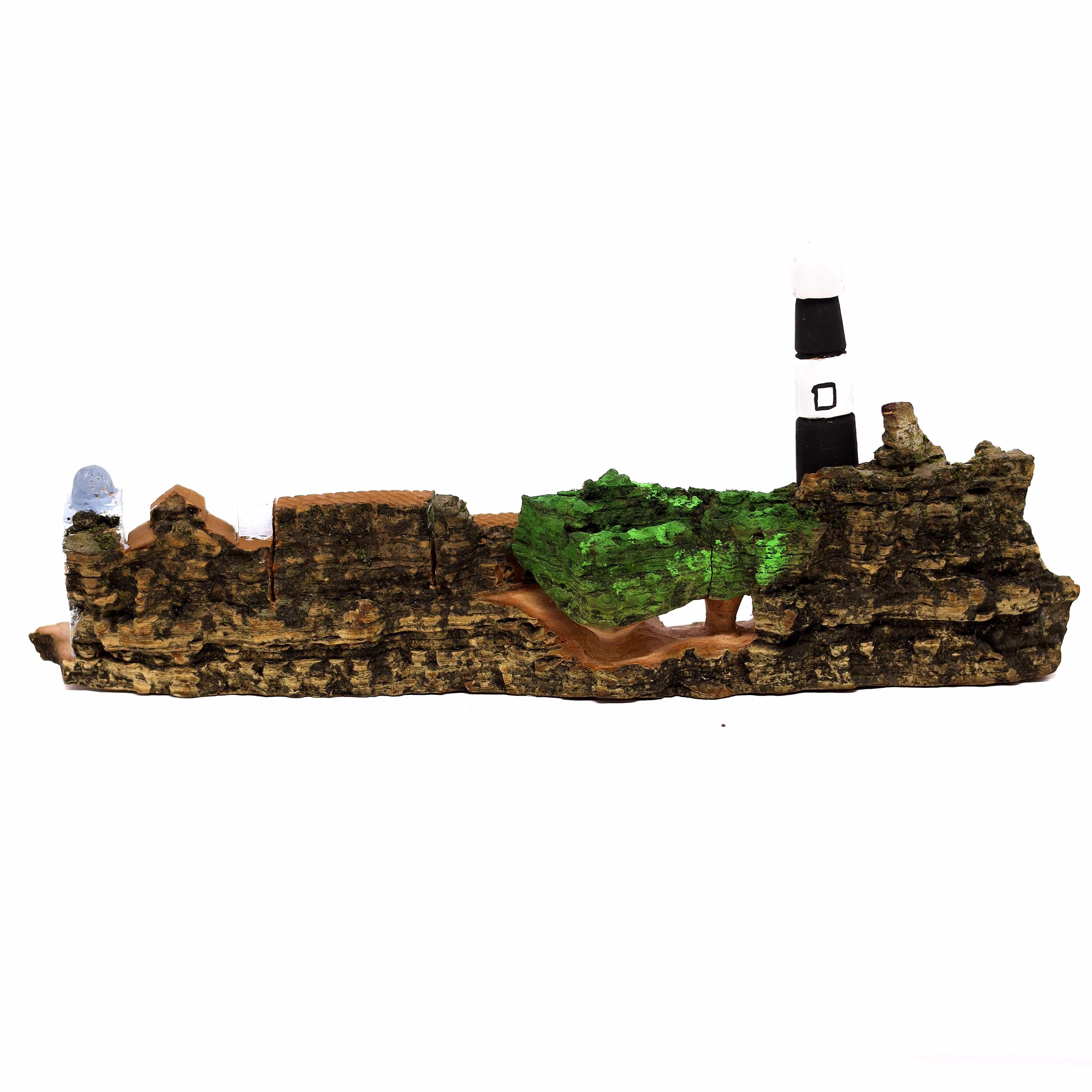 Escultura Casinha Talhada na Madeira CMS G