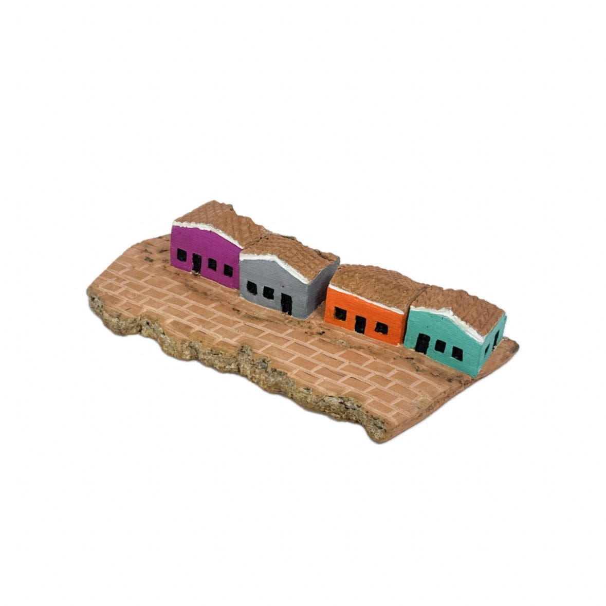 Escultura Casinha Talhada na Madeira CMS M 06