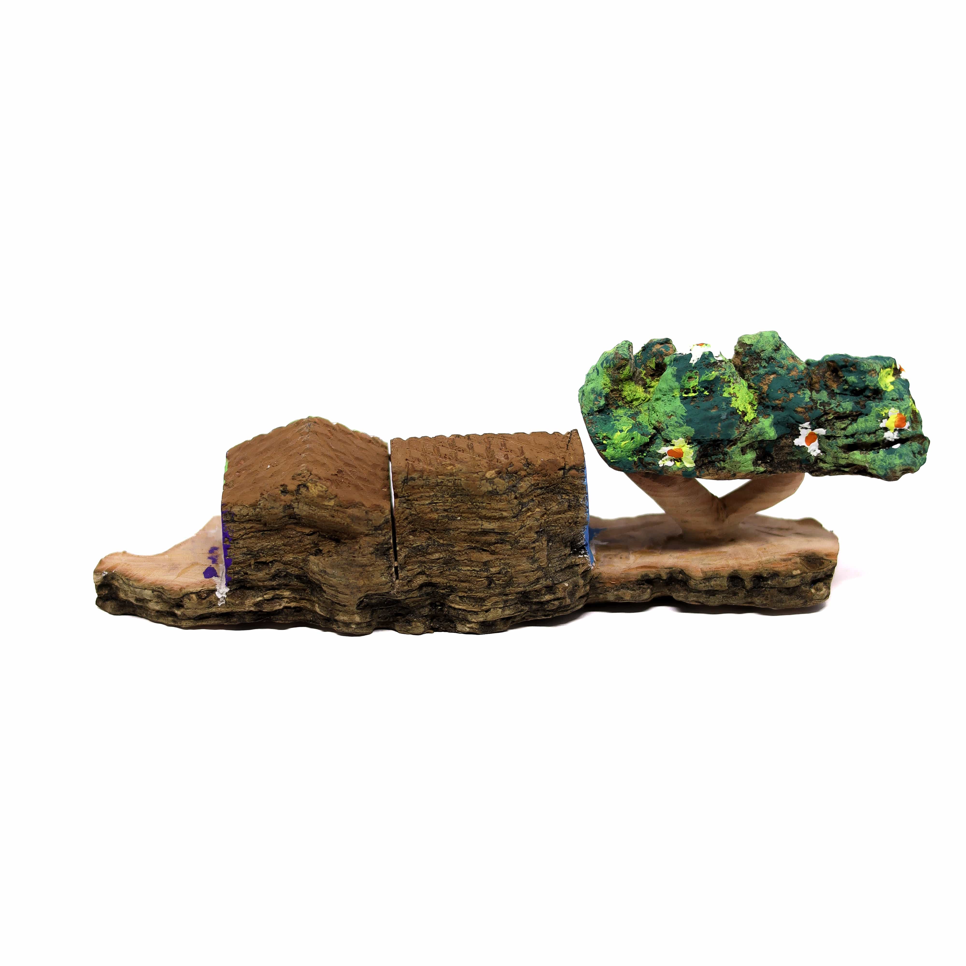 Escultura Casinha Talhada na Madeira CMS P 02
