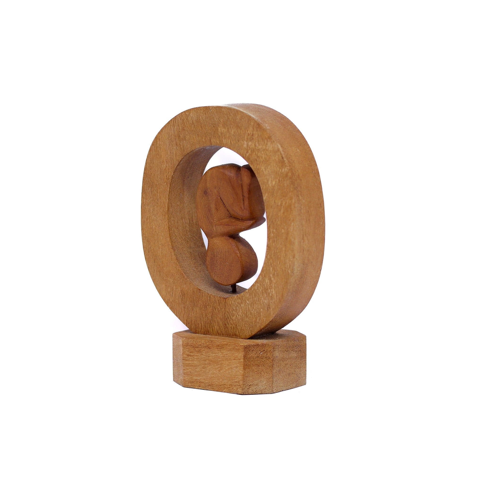 Escultura Embrião P 01