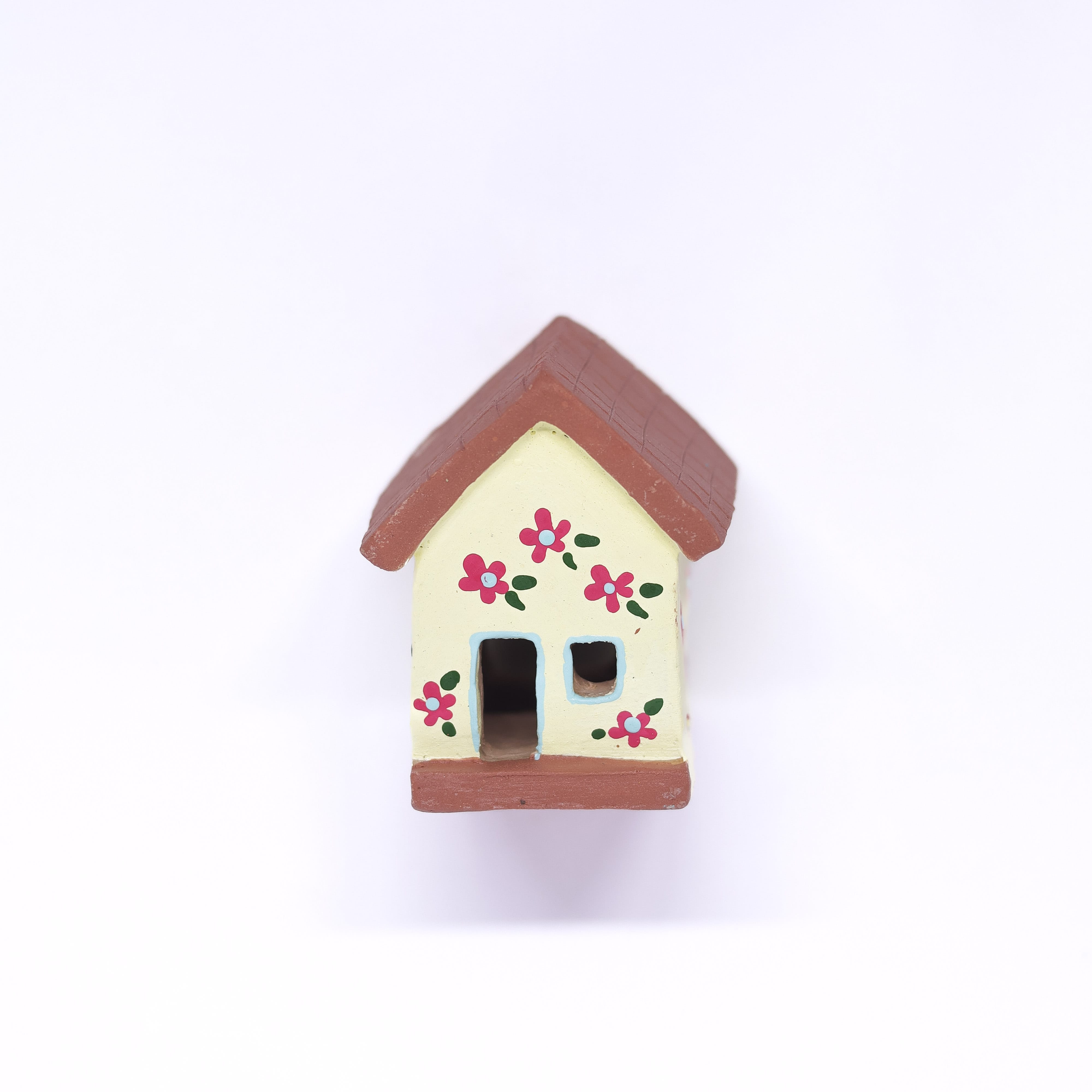 Escultura Casinha Creme em Cerâmica