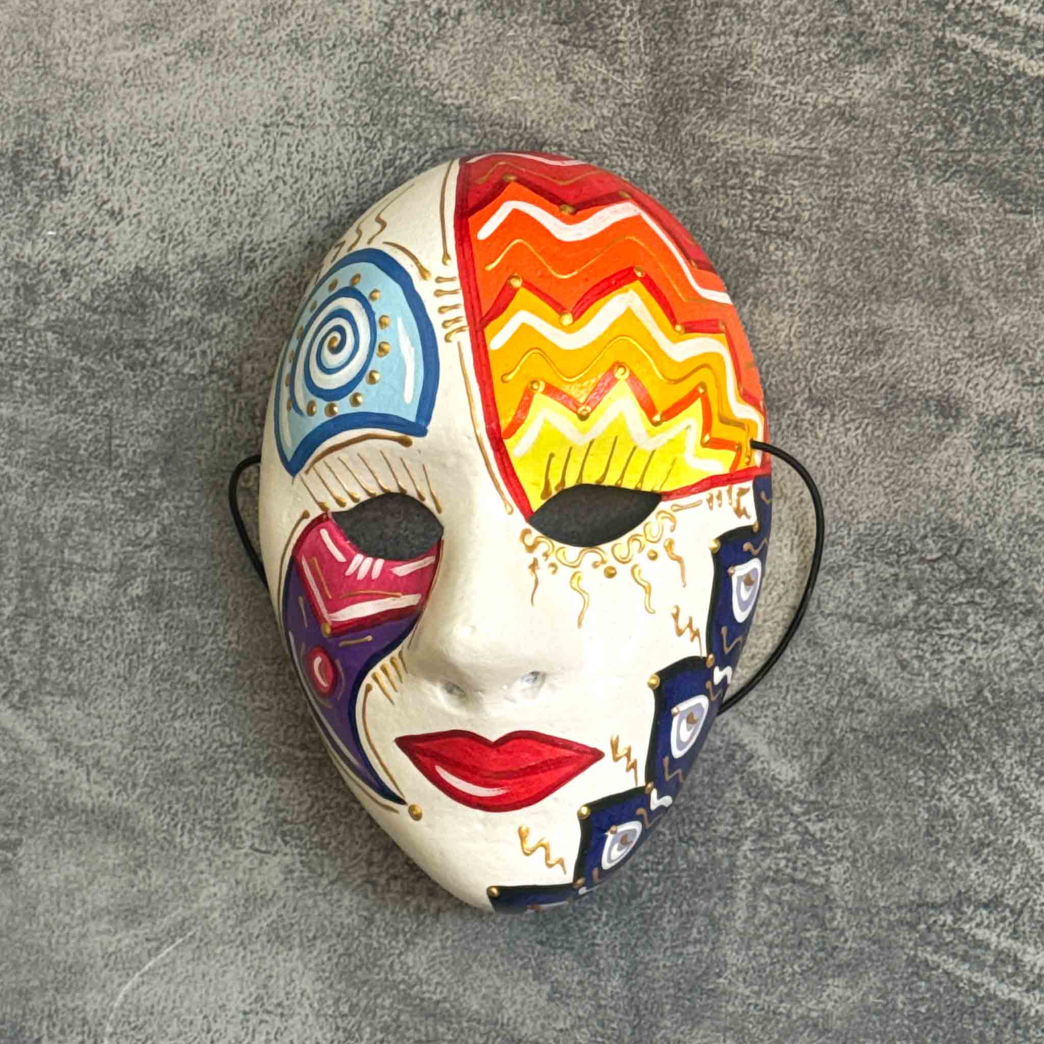 Máscara Papel Machê 08