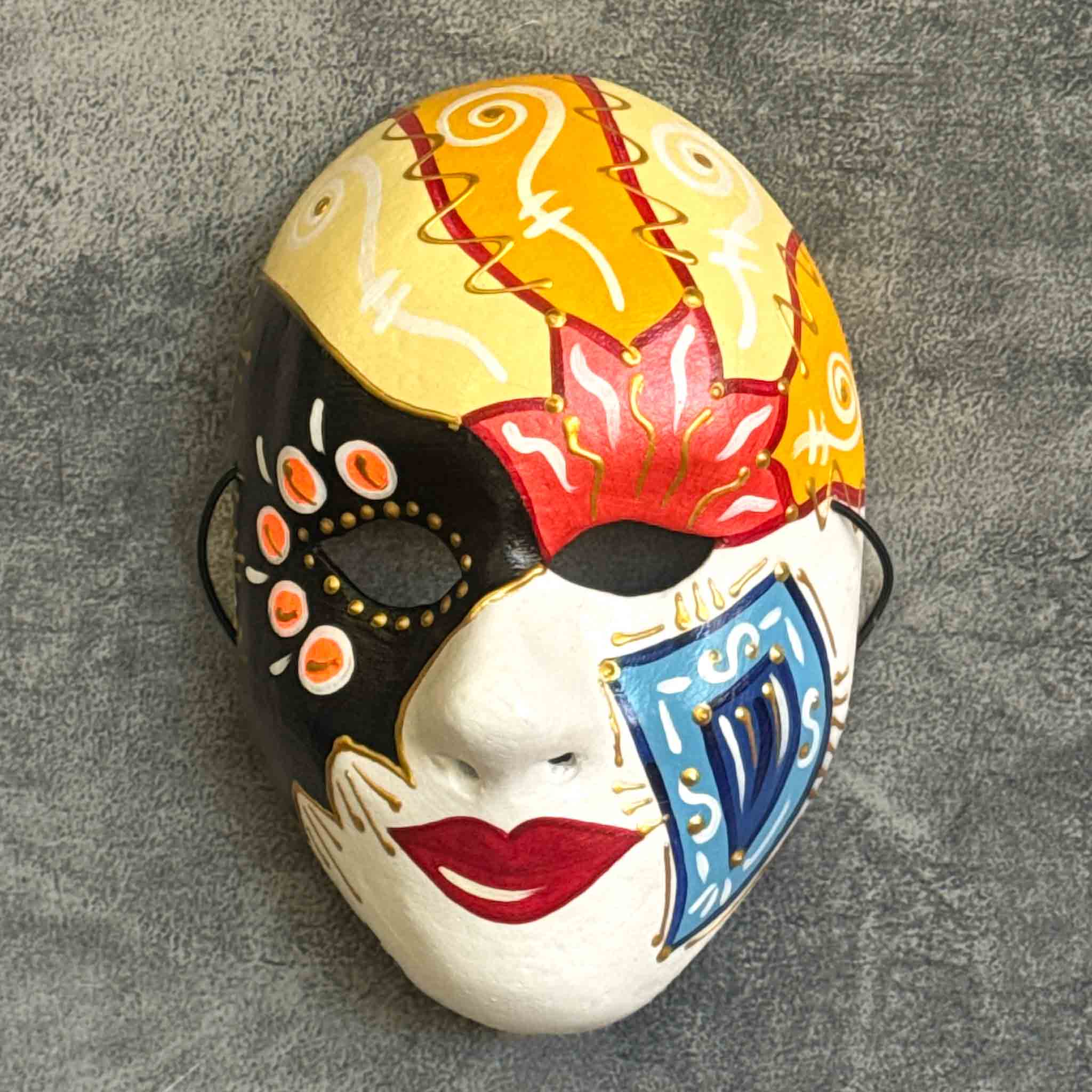 Máscara Papel Machê 18