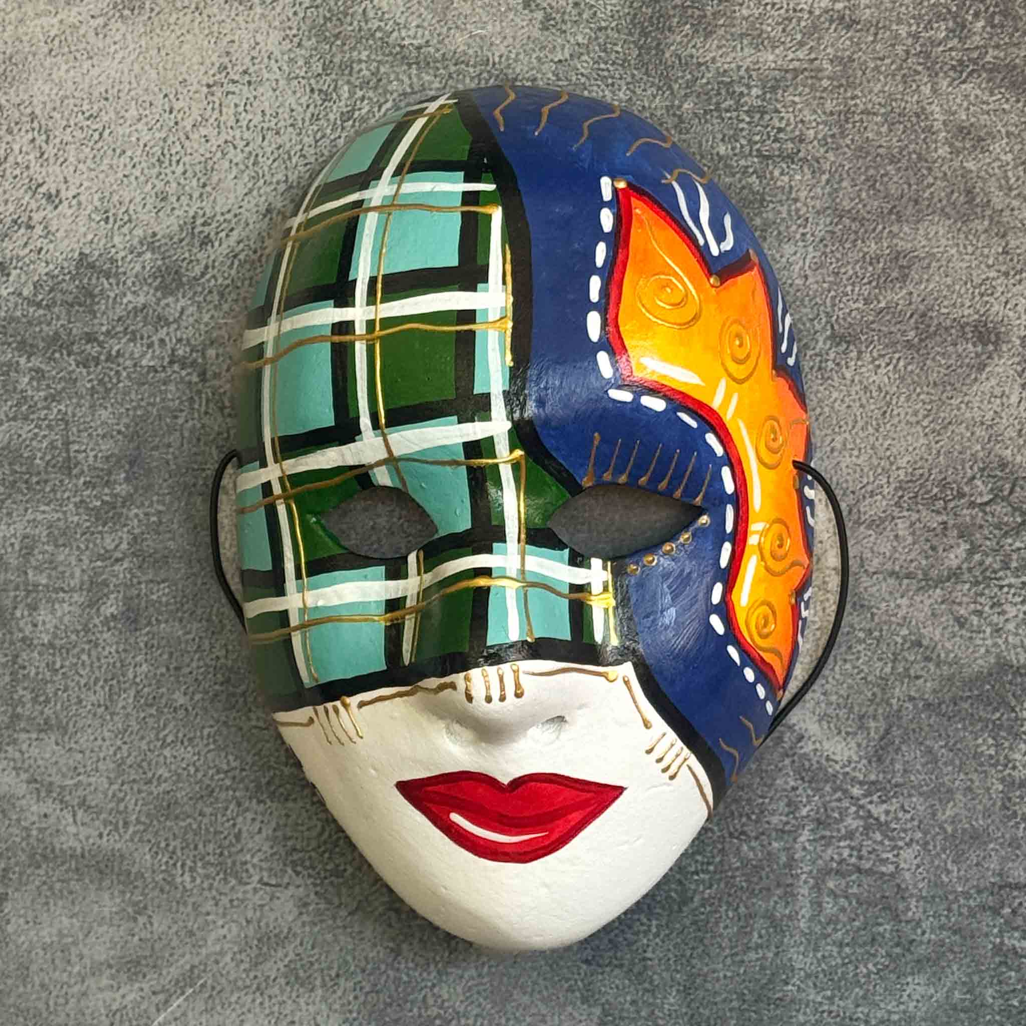 Máscara Papel Machê 34