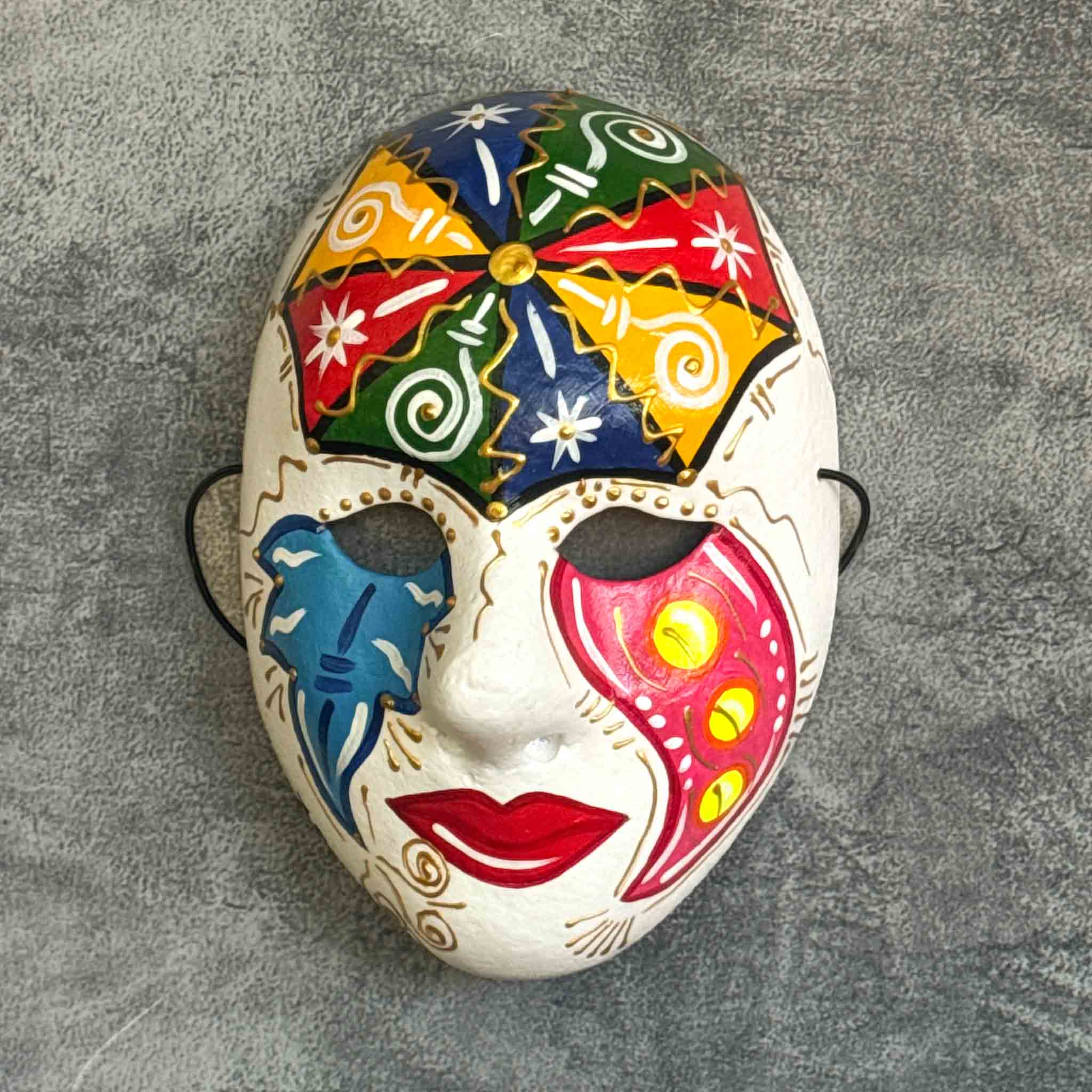 Máscara Papel Machê 42