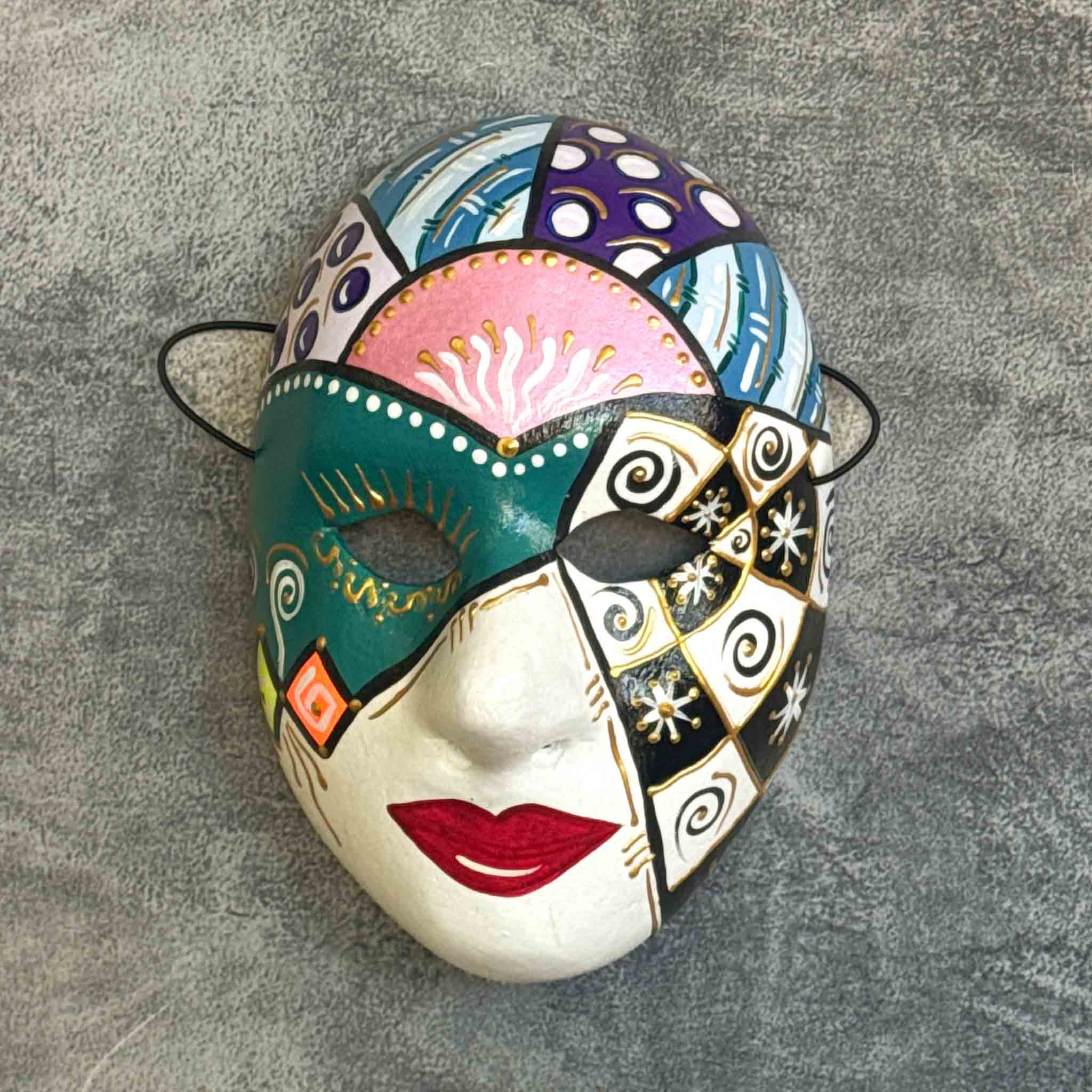 Máscara Papel Machê 43