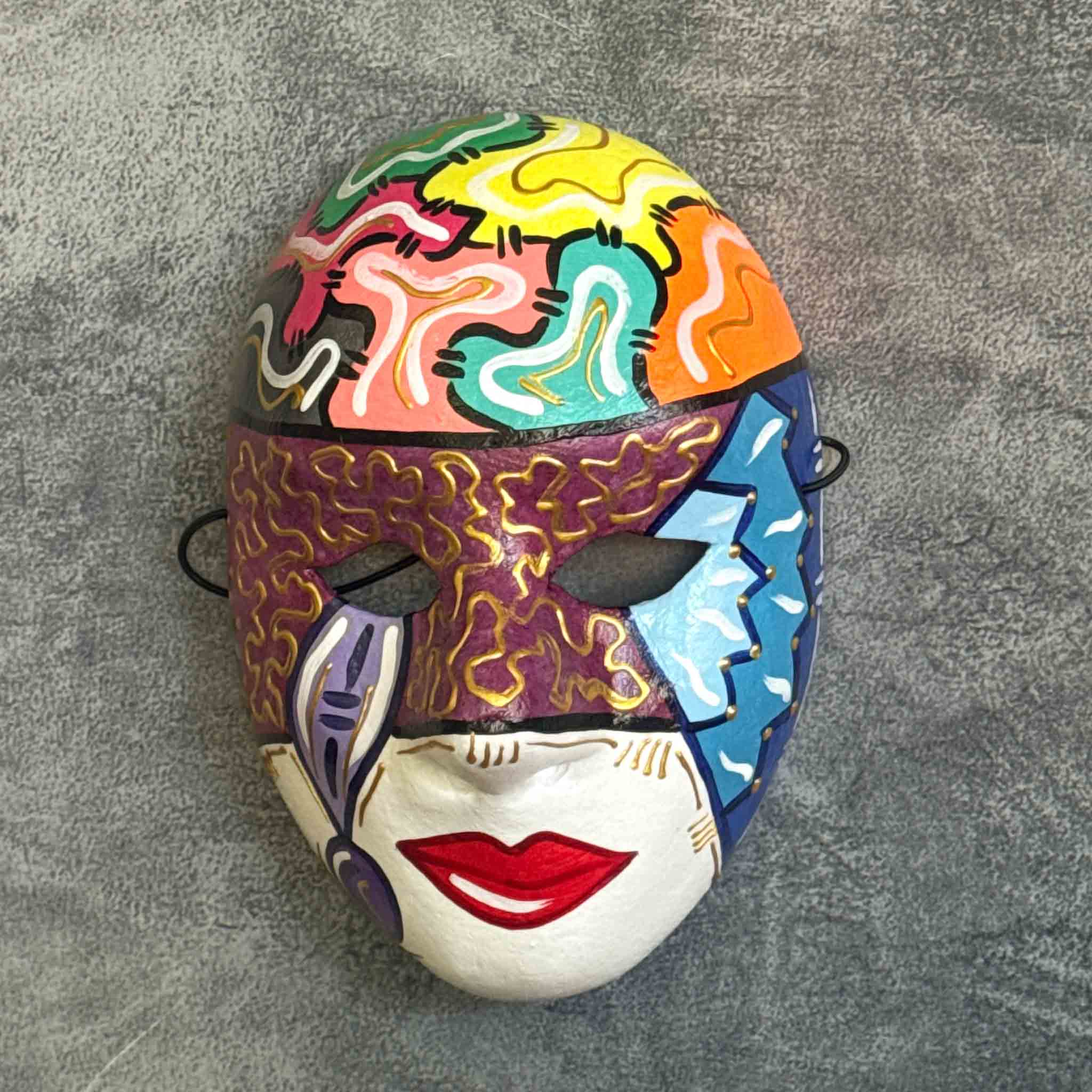 Máscara Papel Machê 48