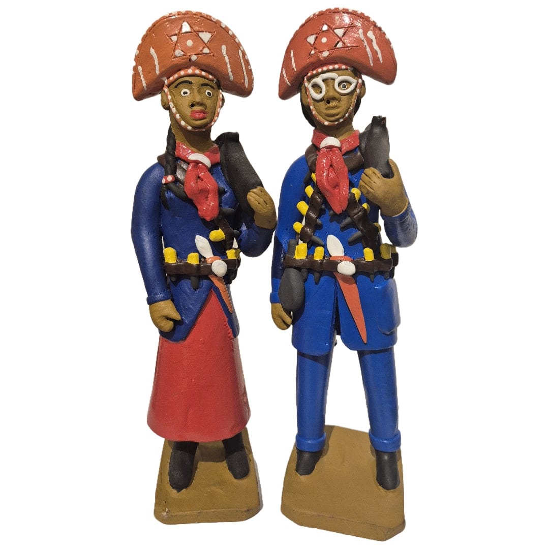 Casal lampião e maria bonita em cerâmica tradicional 01