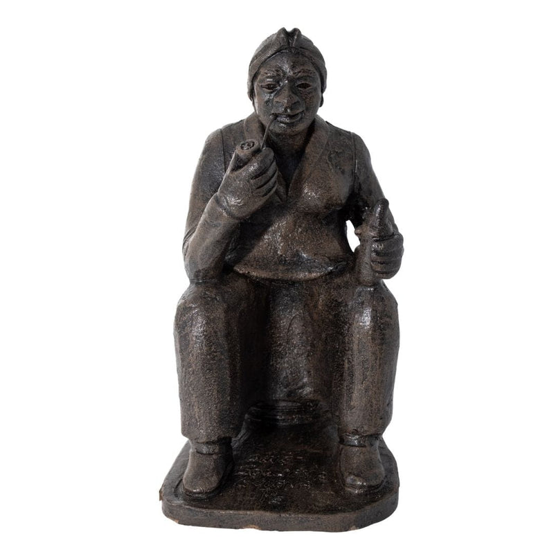 Escultura Preta Velha em Barro