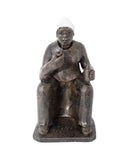 Escultura Preta Velha em Barro