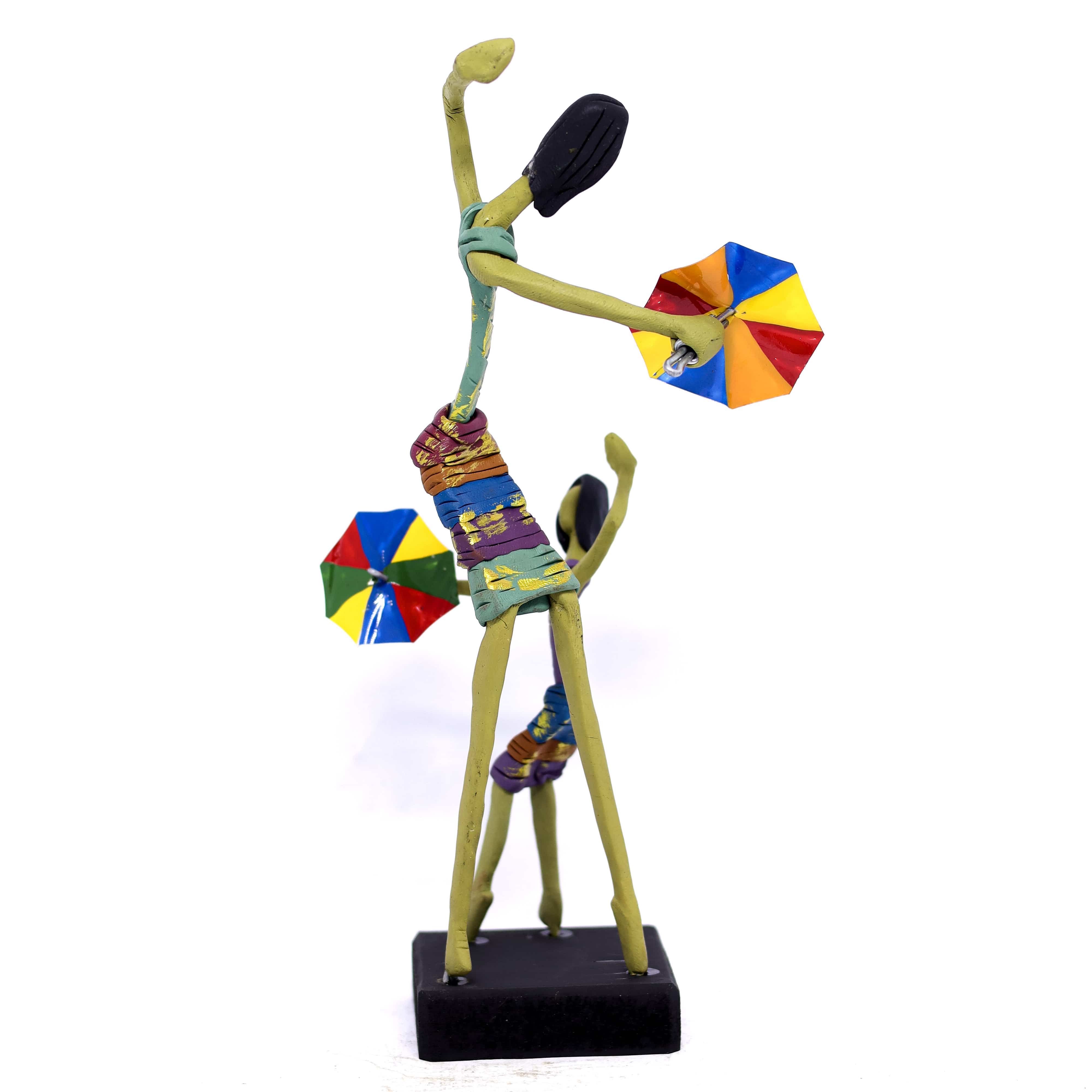 Escultura Mãe e Filha Passista