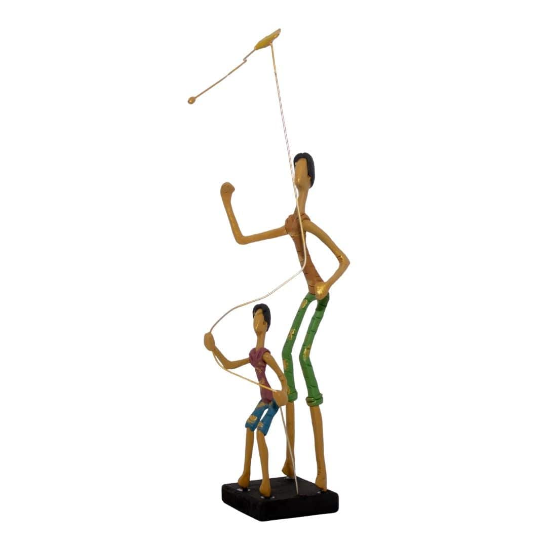 Escultura Pai e Filho com Pipa