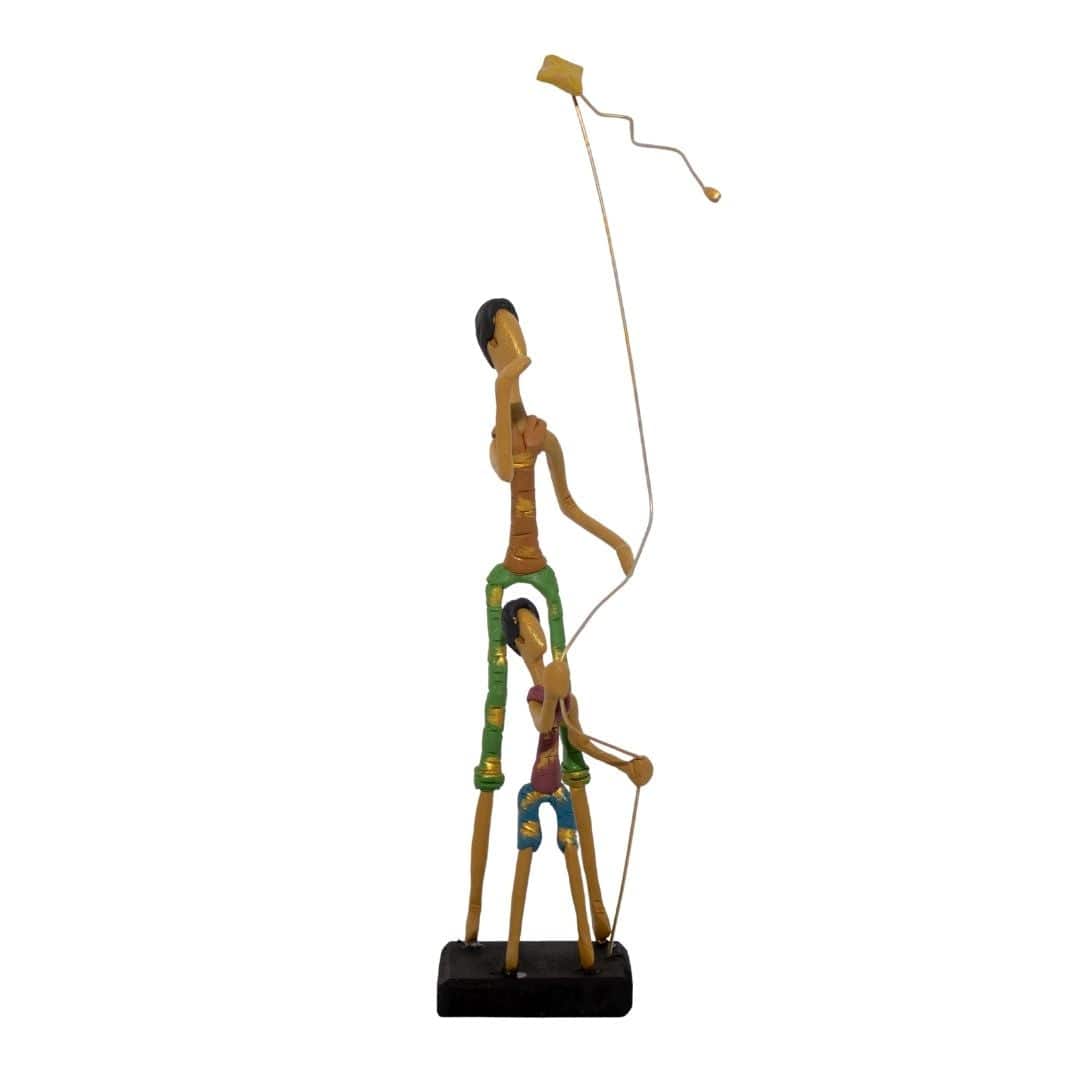 Escultura Pai e Filho com Pipa