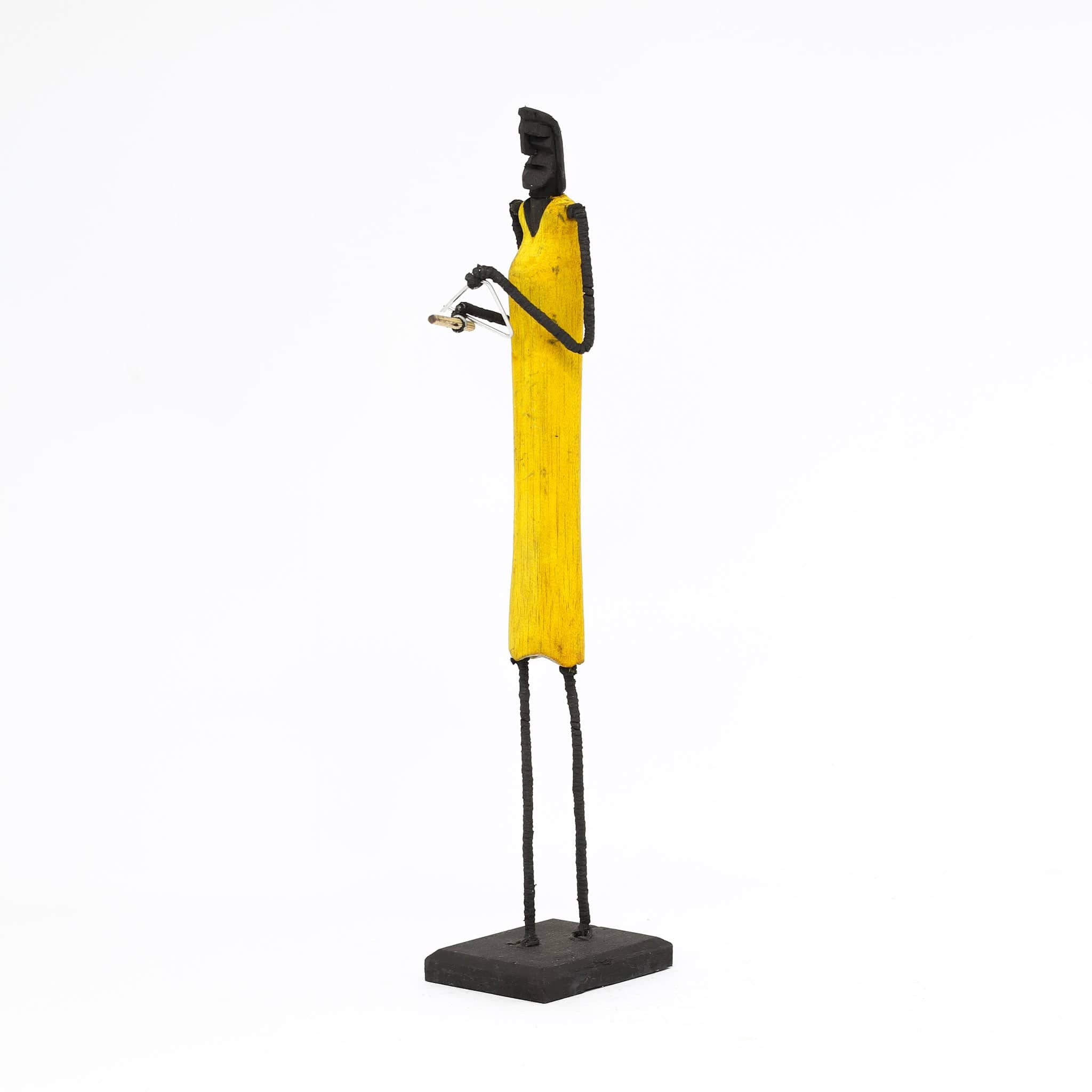 Escultura Madeira e Arame 08